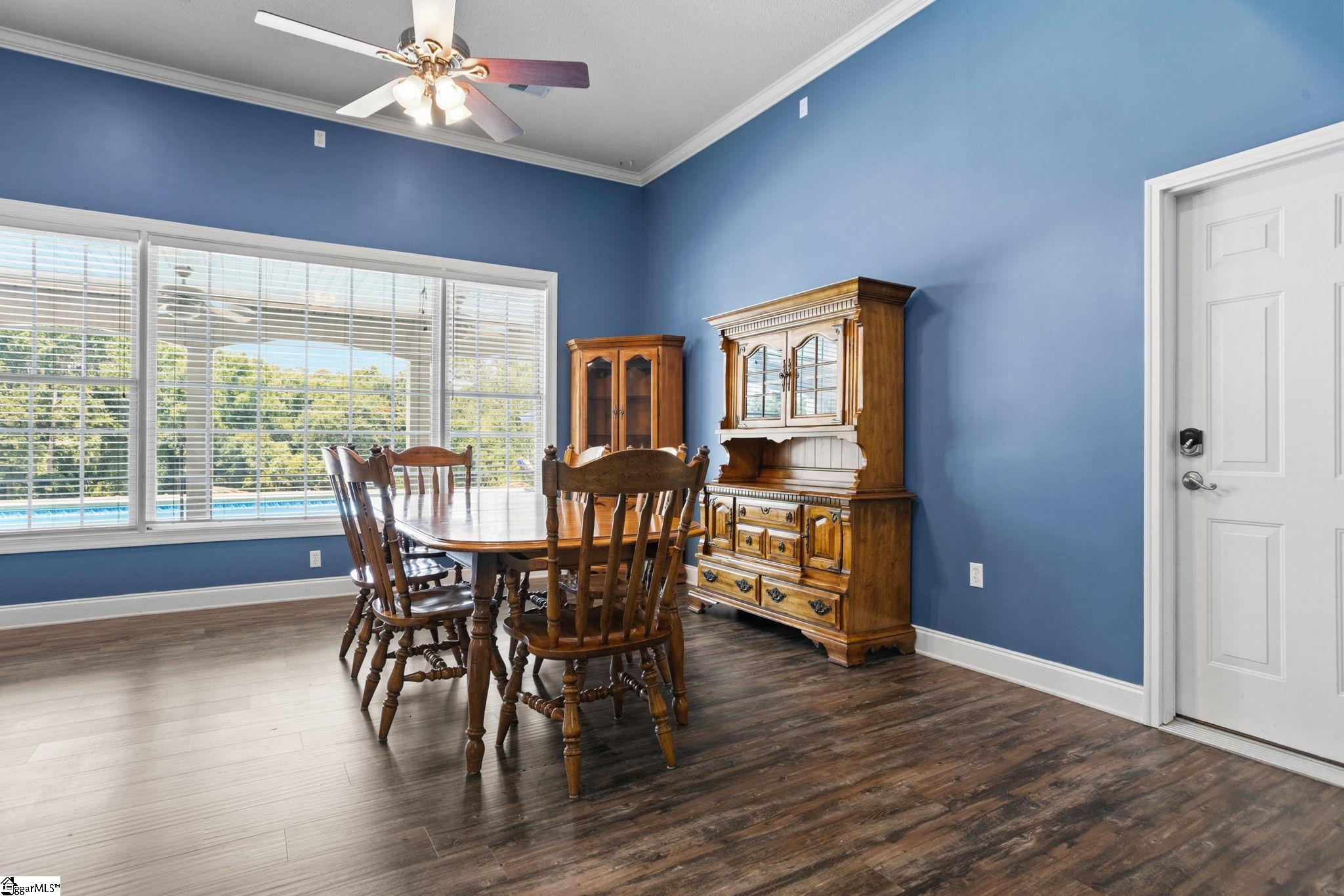 865 E Heathland Drive Property Photo 35