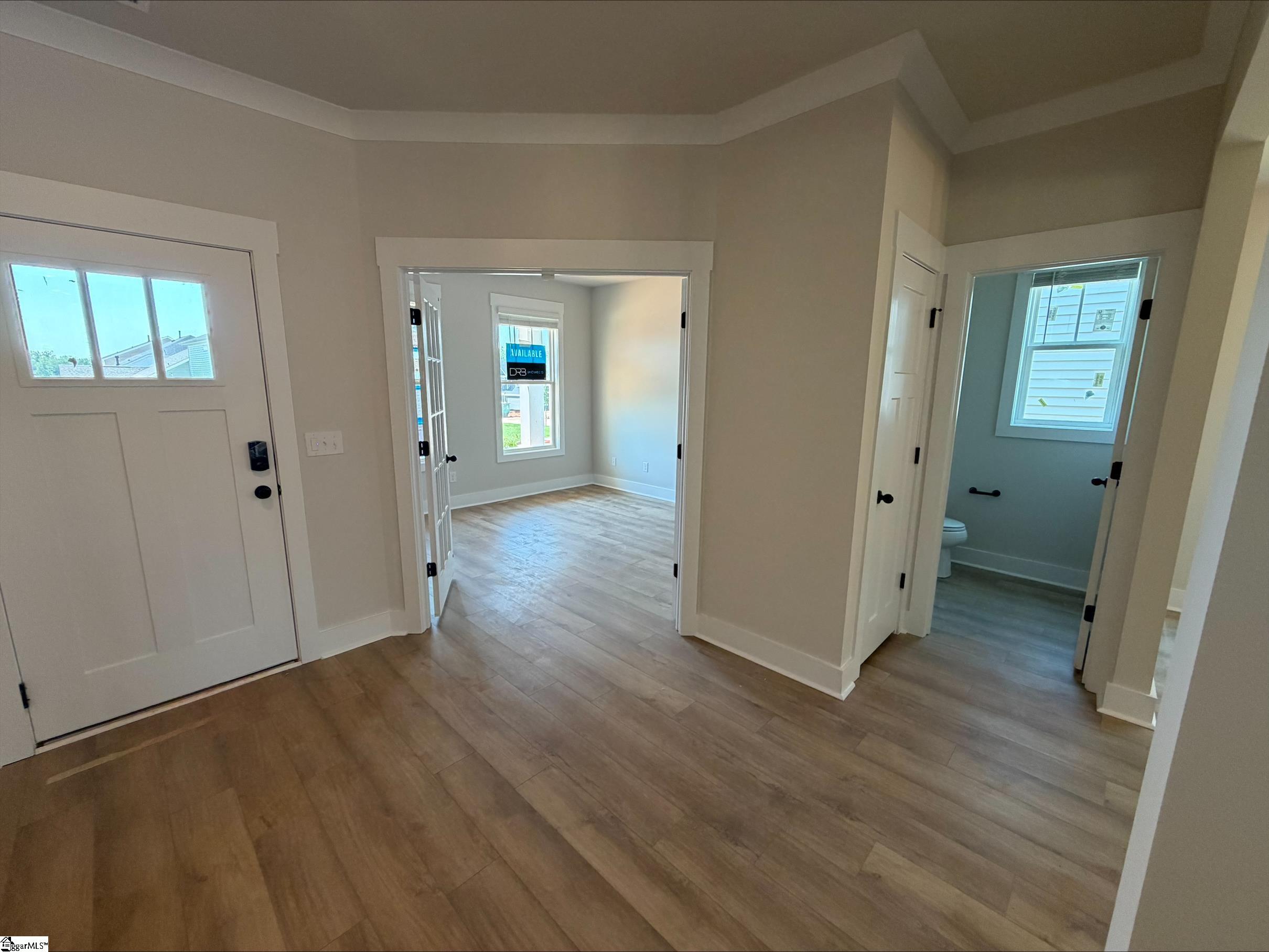 1010 Fox Hollow Street Property Photo 2
