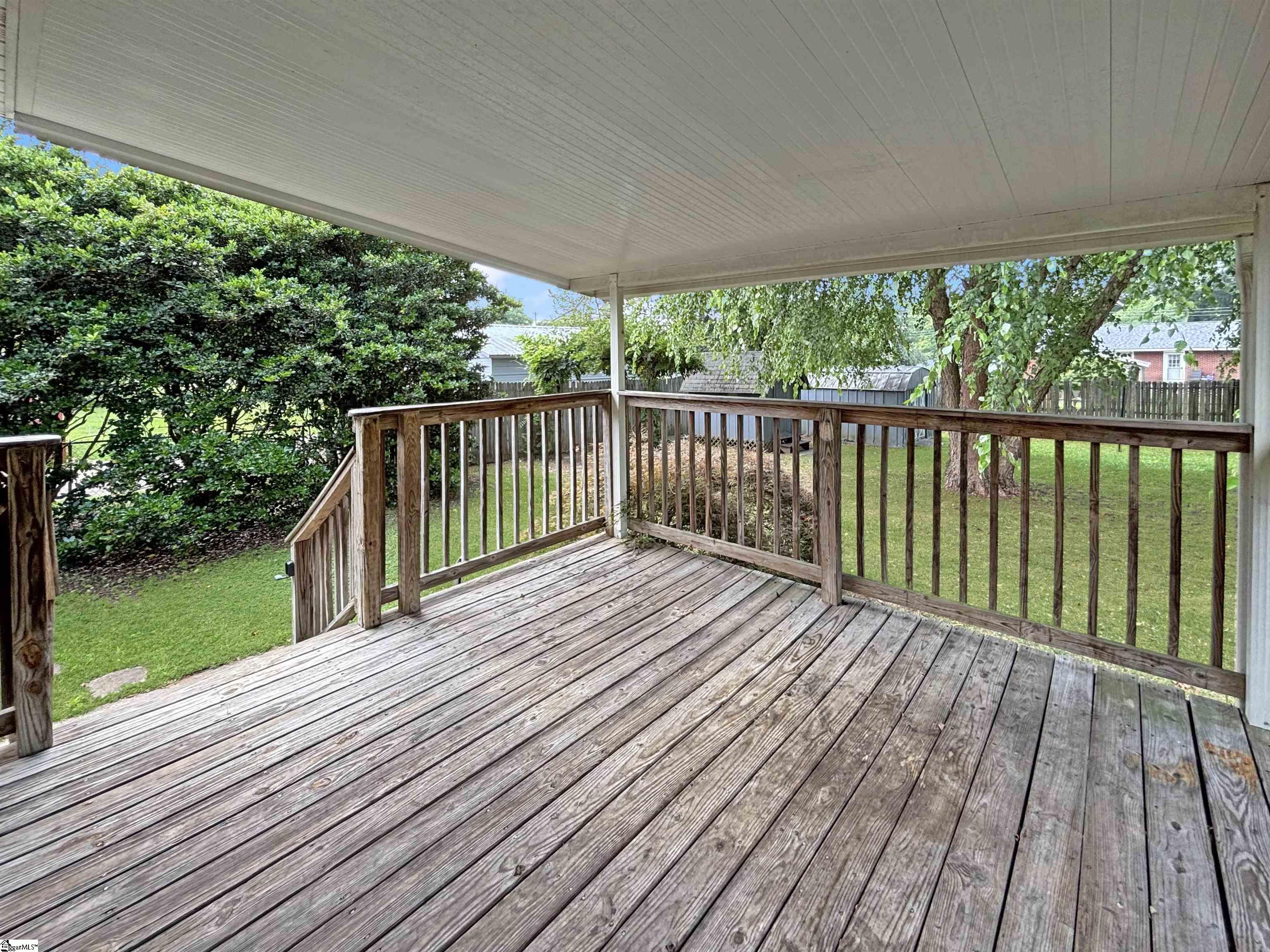 1596489 Property Photo 13