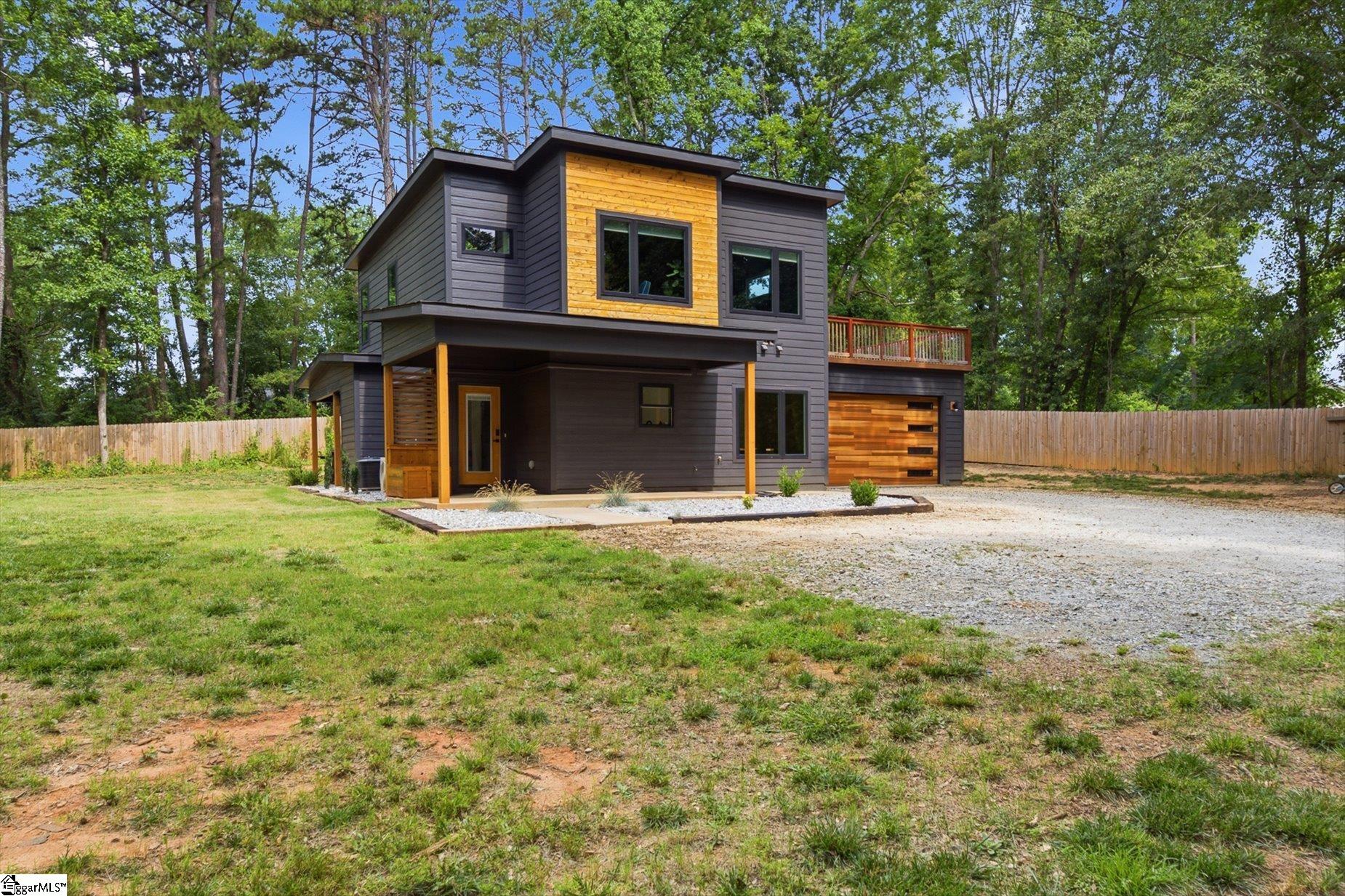 136 Downey Road Property Photo 41