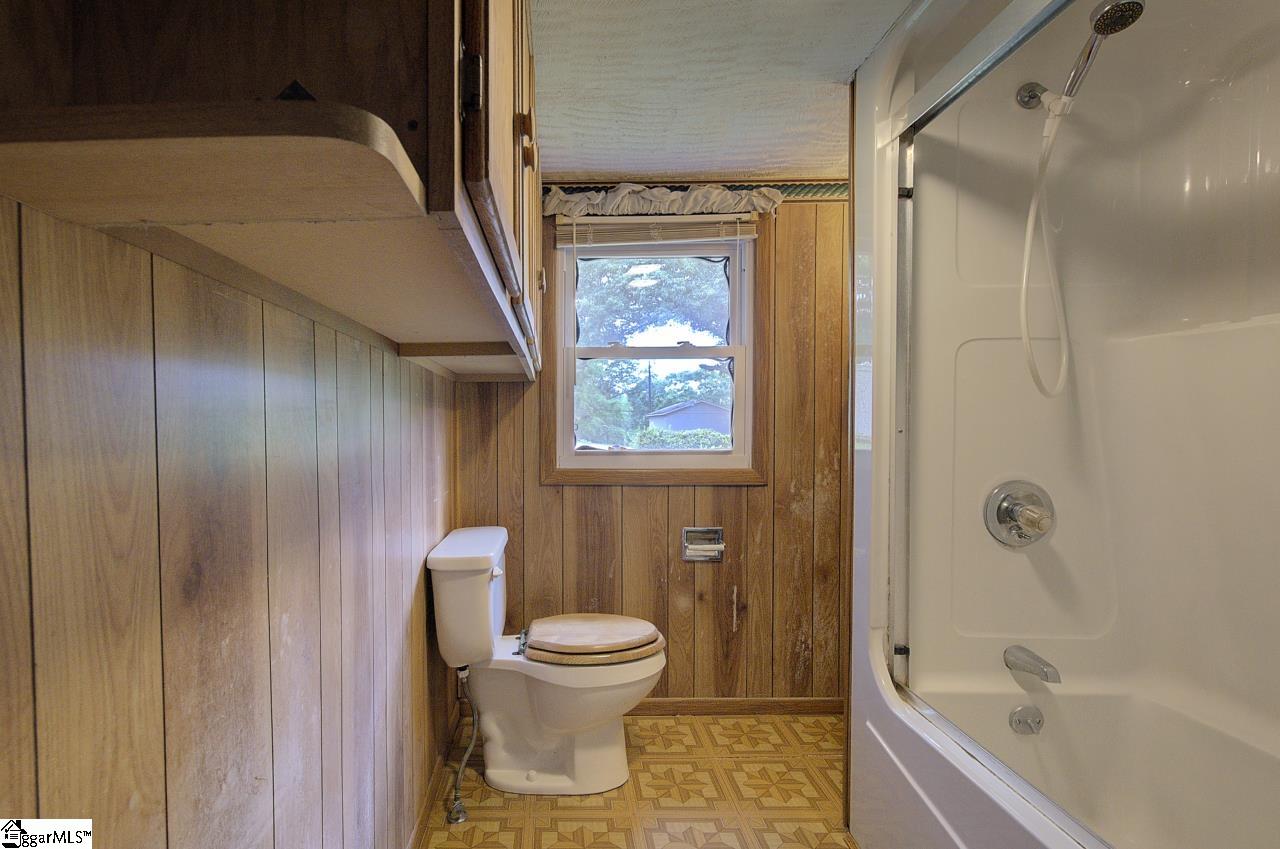 23 Transylvania Street Property Photo 29