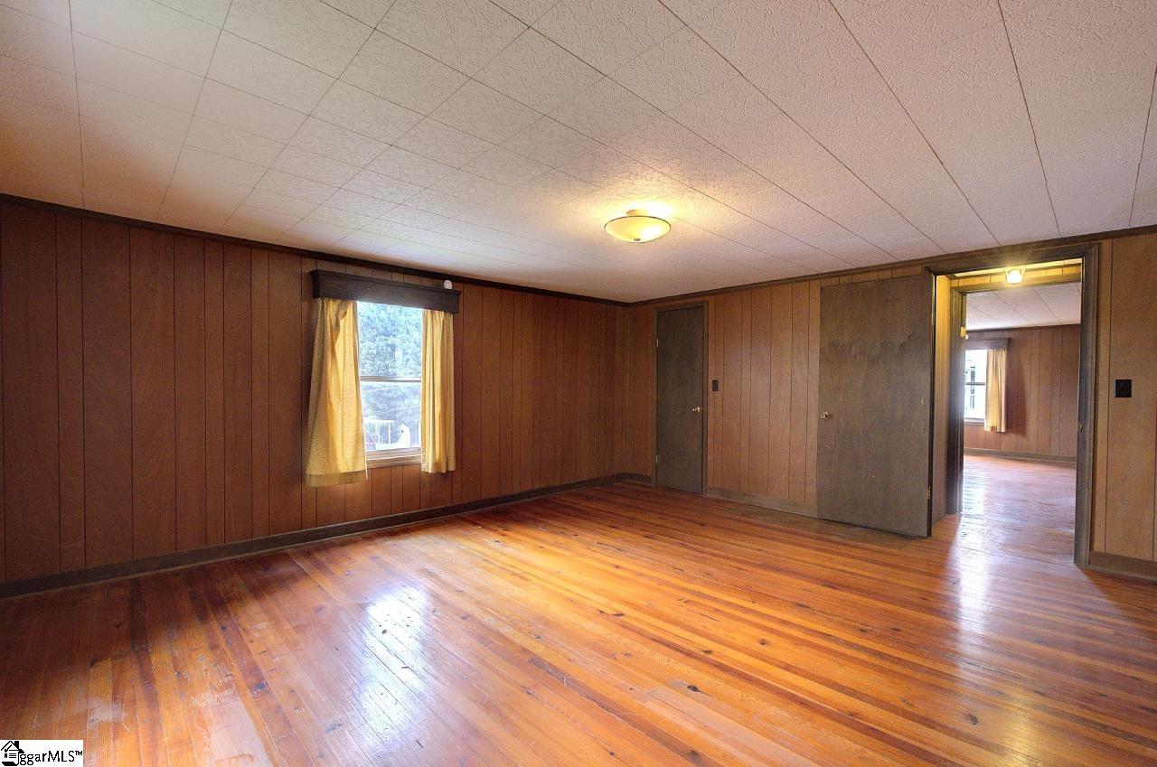 23 Transylvania Street Property Photo 32