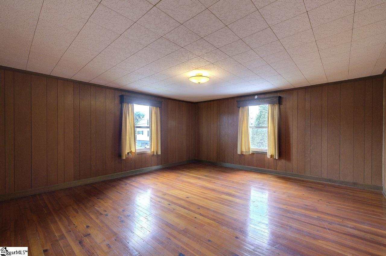 23 Transylvania Street Property Photo 34