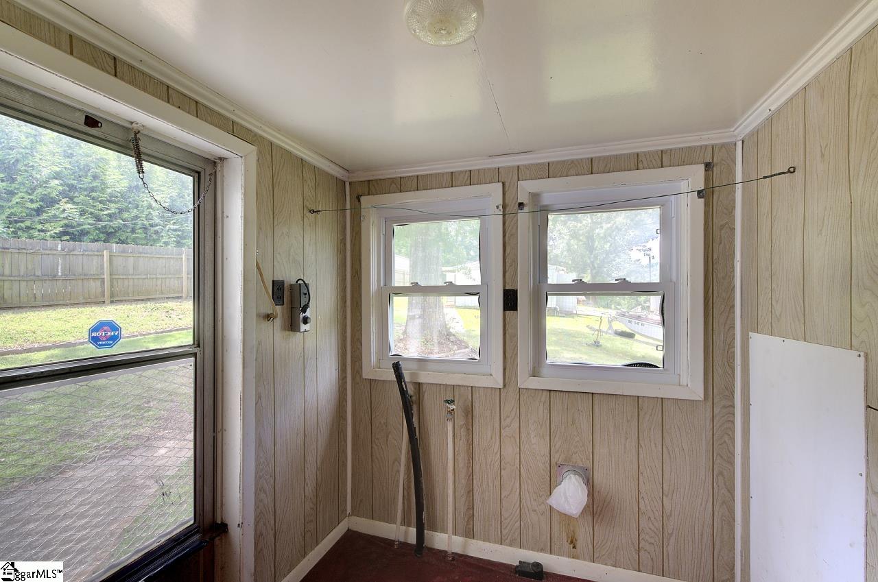 23 Transylvania Street Property Photo 37
