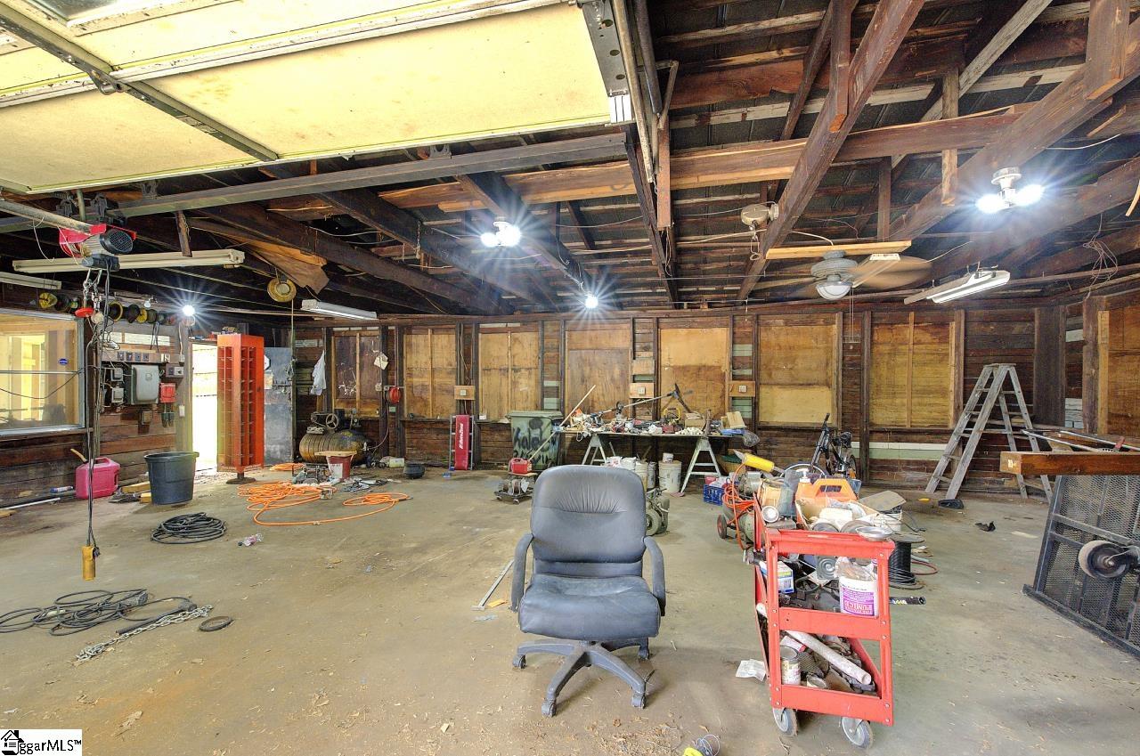 23 Transylvania Street Property Photo 47