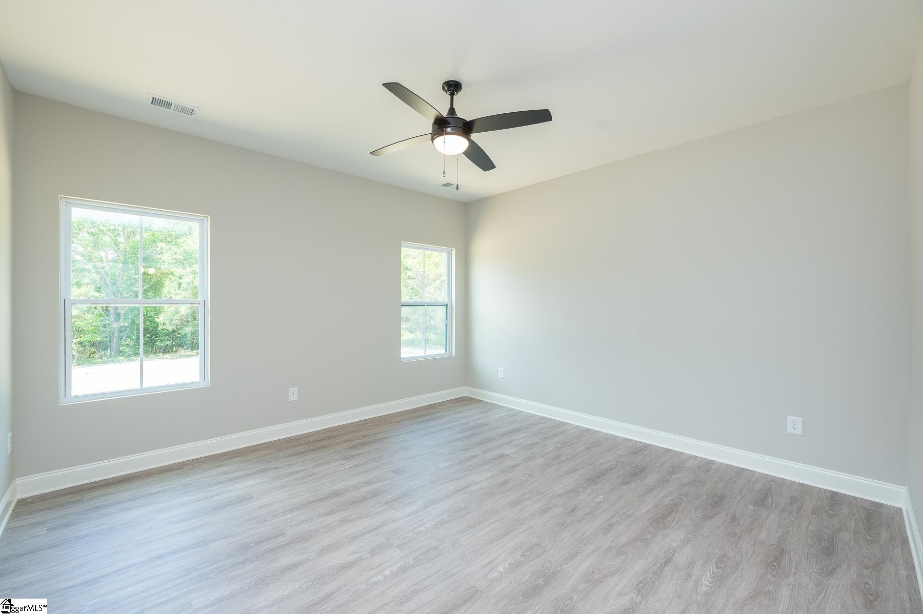 486 Hellams Road Property Photo 17