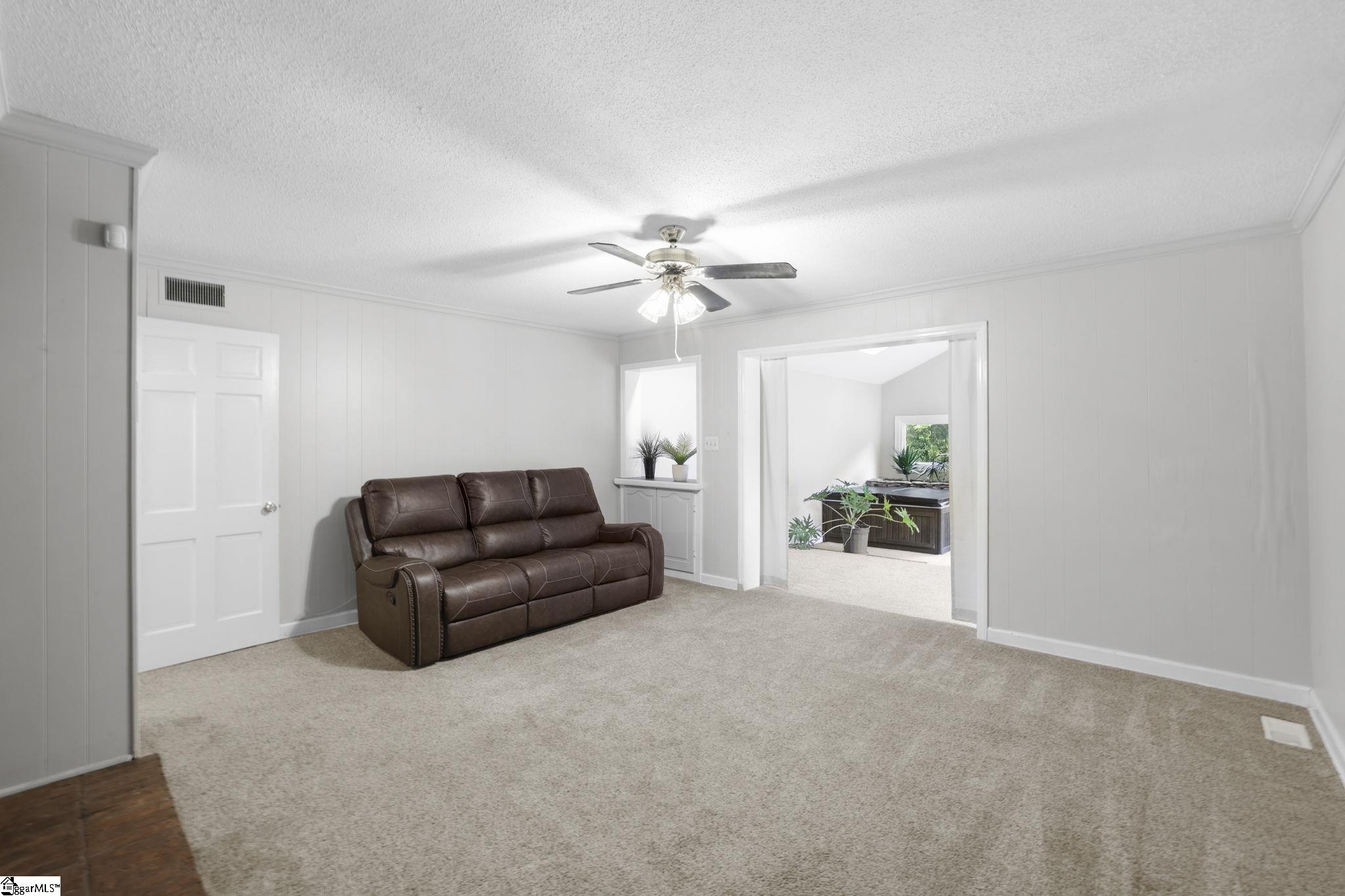 108 Sunline Place Property Photo 15