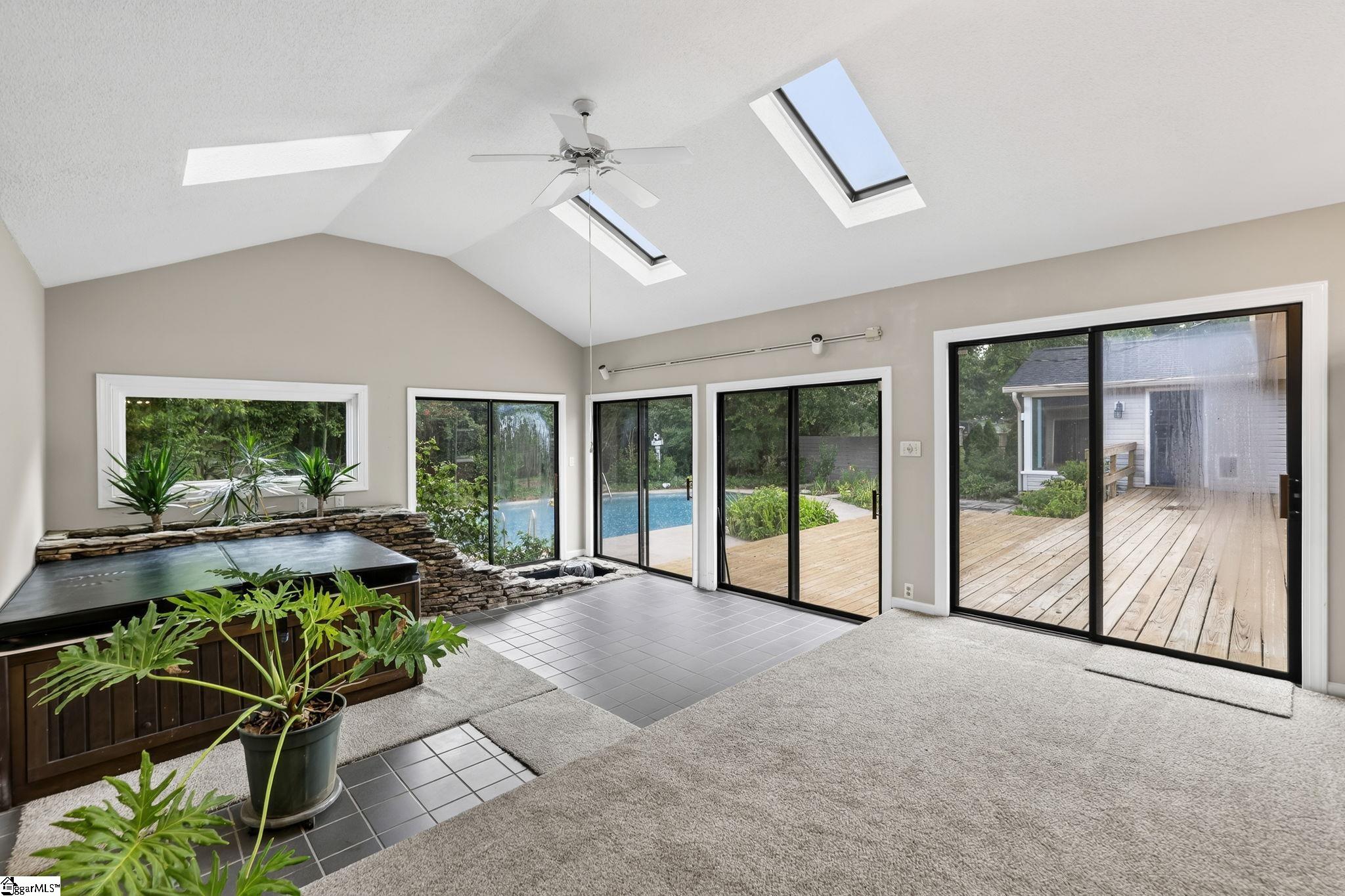 108 Sunline Place Property Photo 16