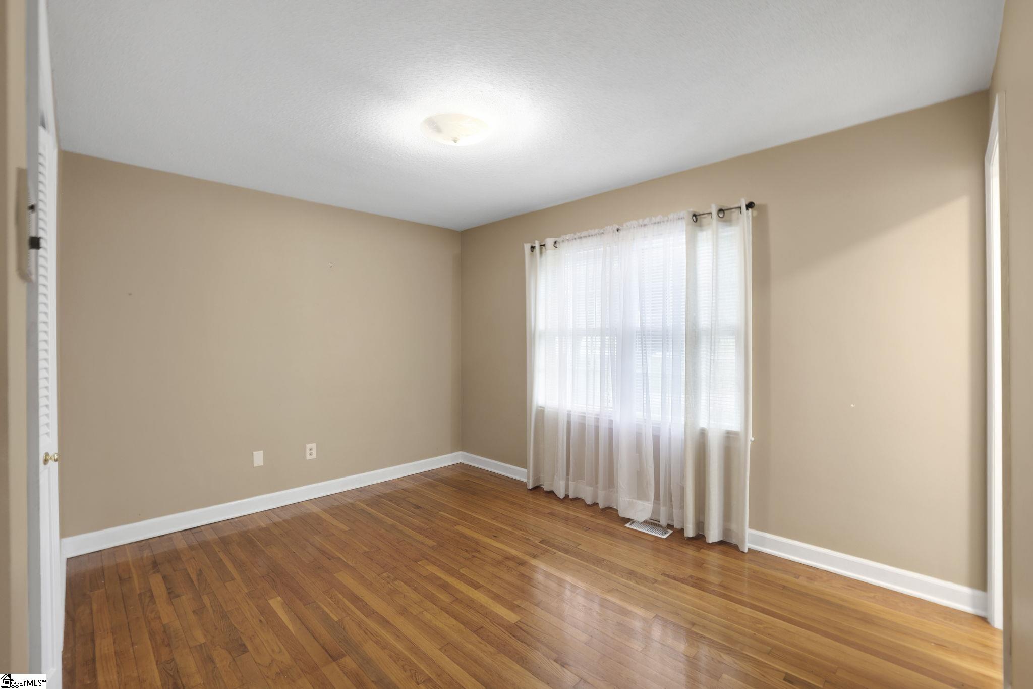 108 Sunline Place Property Photo 33