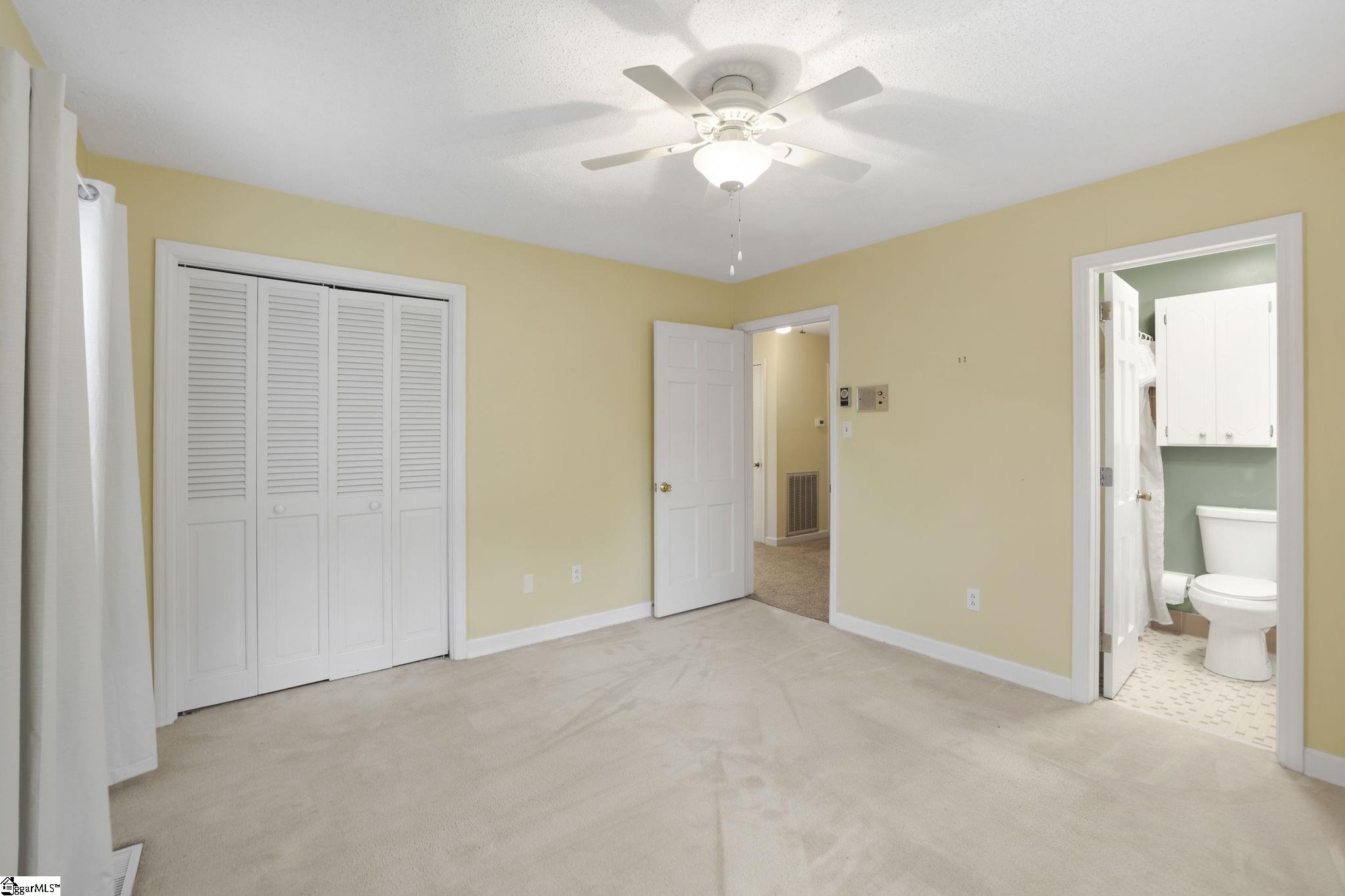 108 Sunline Place Property Photo 37
