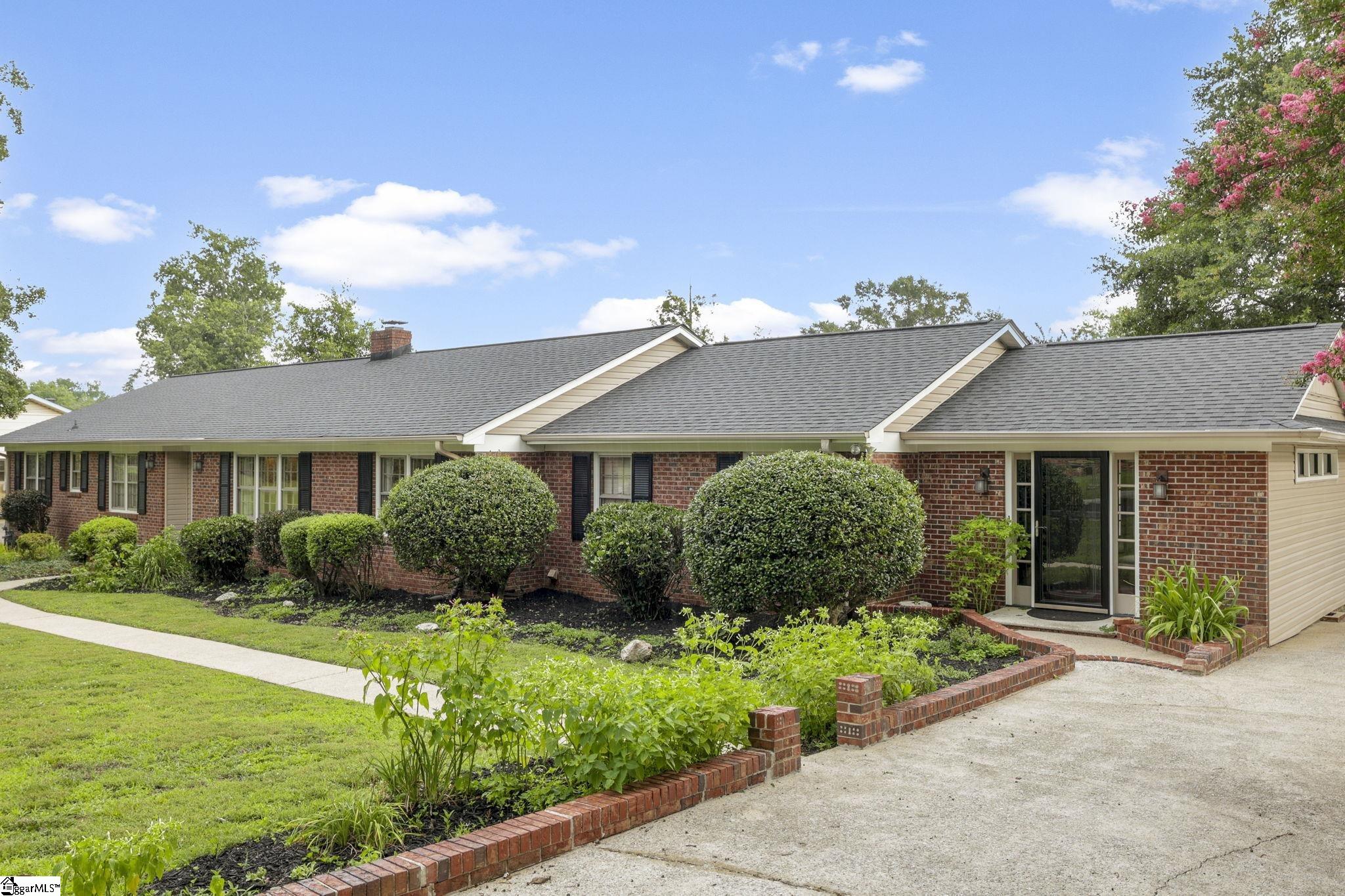 108 Sunline Place Property Photo 42