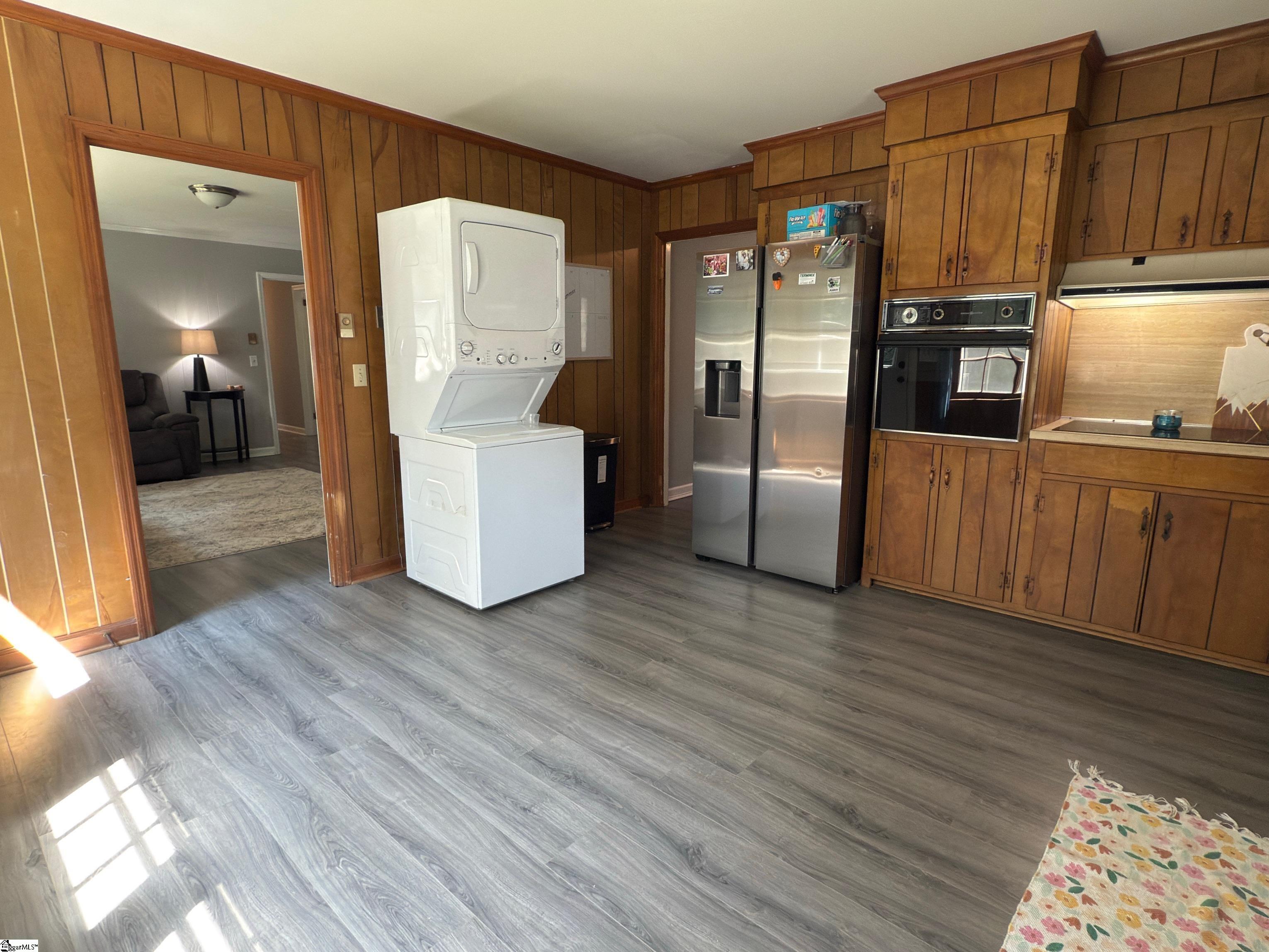213 Briarwood Drive Property Photo 10