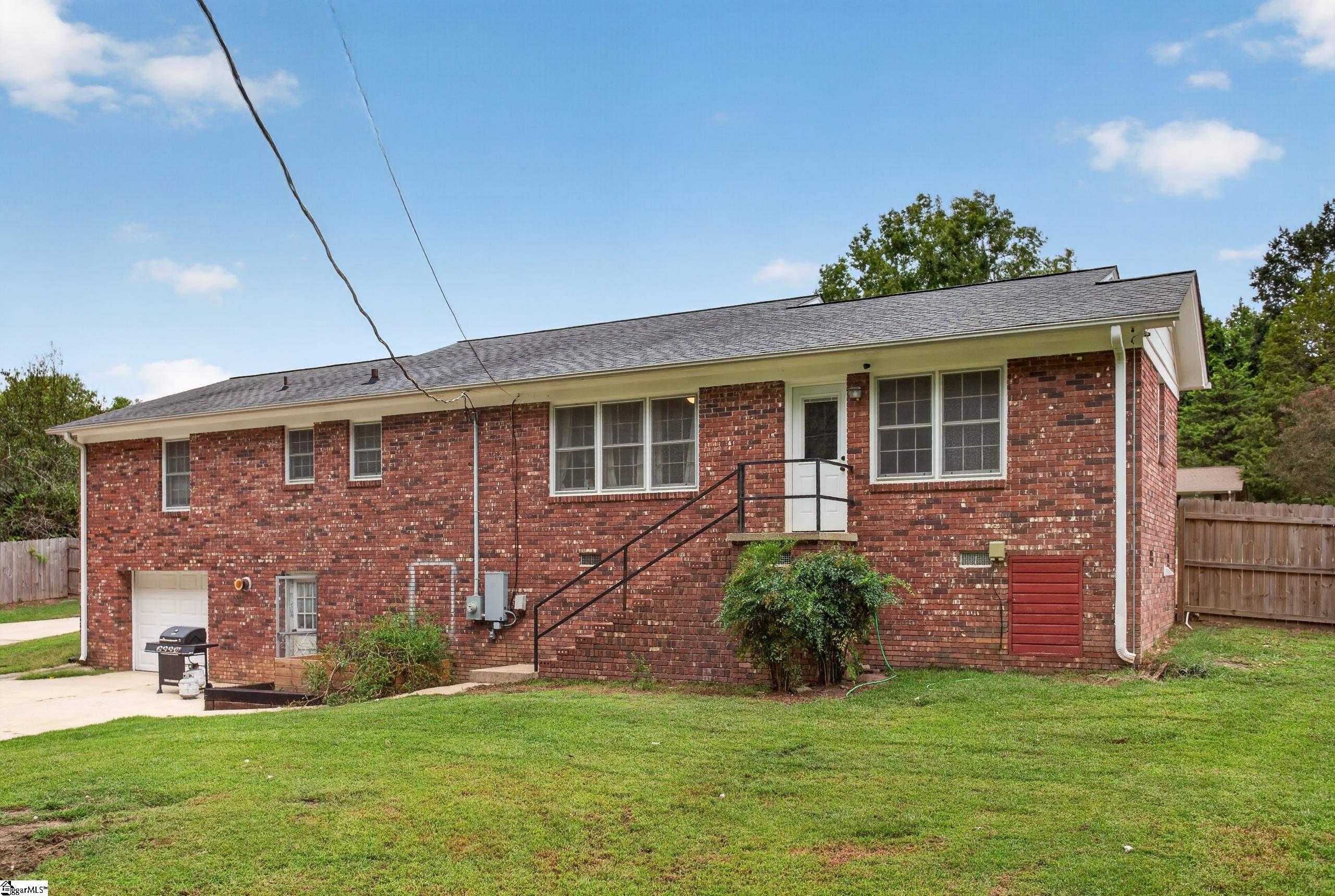 213 Briarwood Drive Property Photo 37