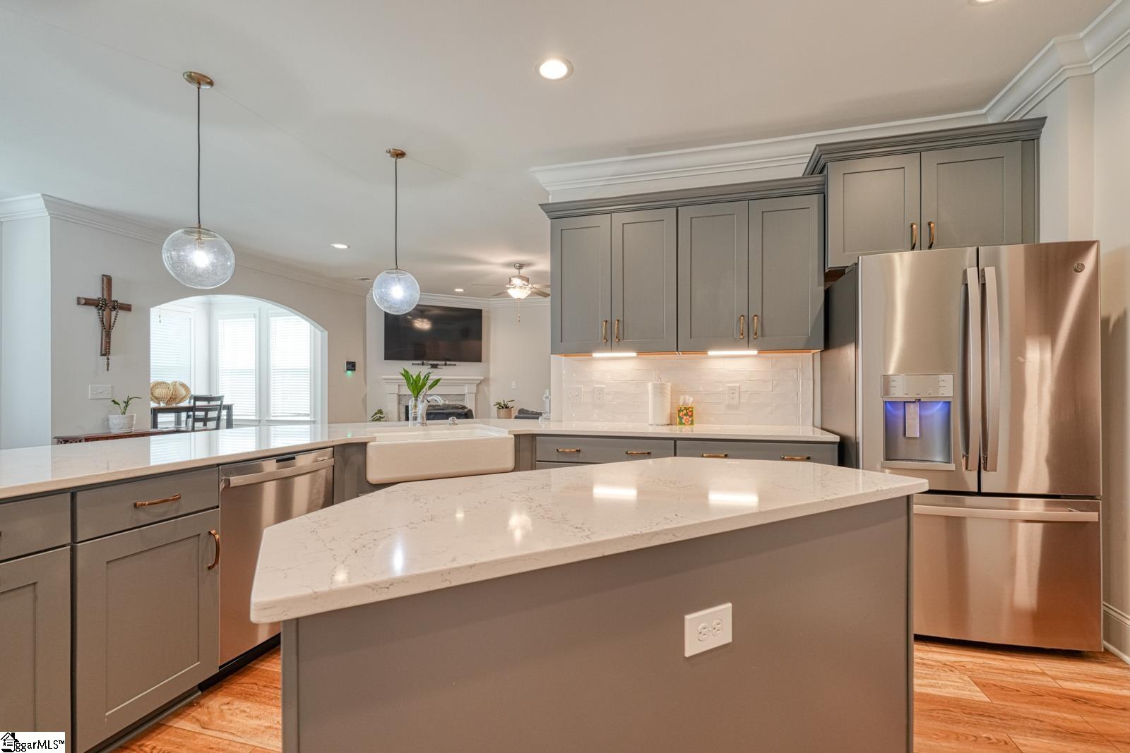 201 Tyrian Drive Property Photo 15
