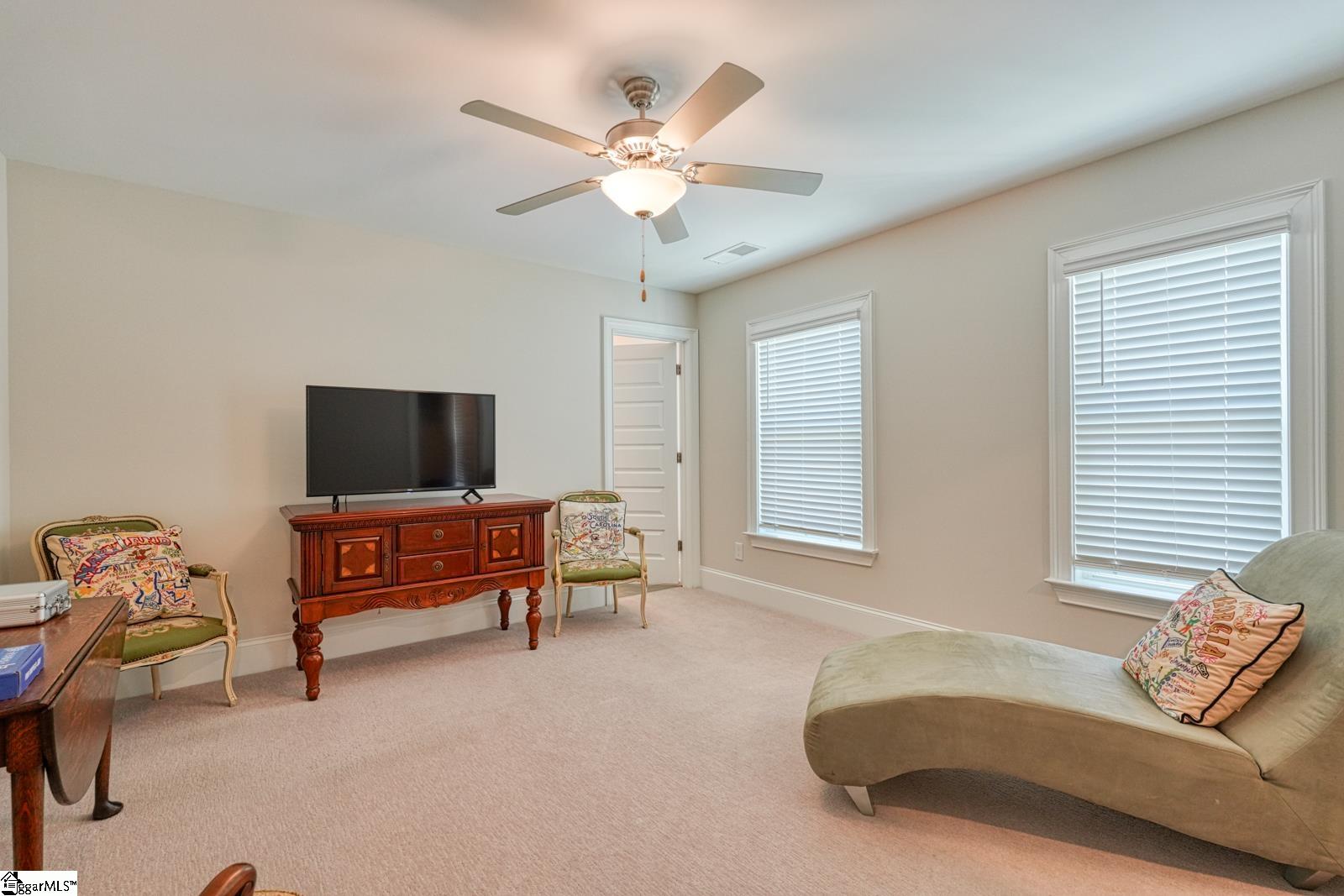 201 Tyrian Drive Property Photo 28