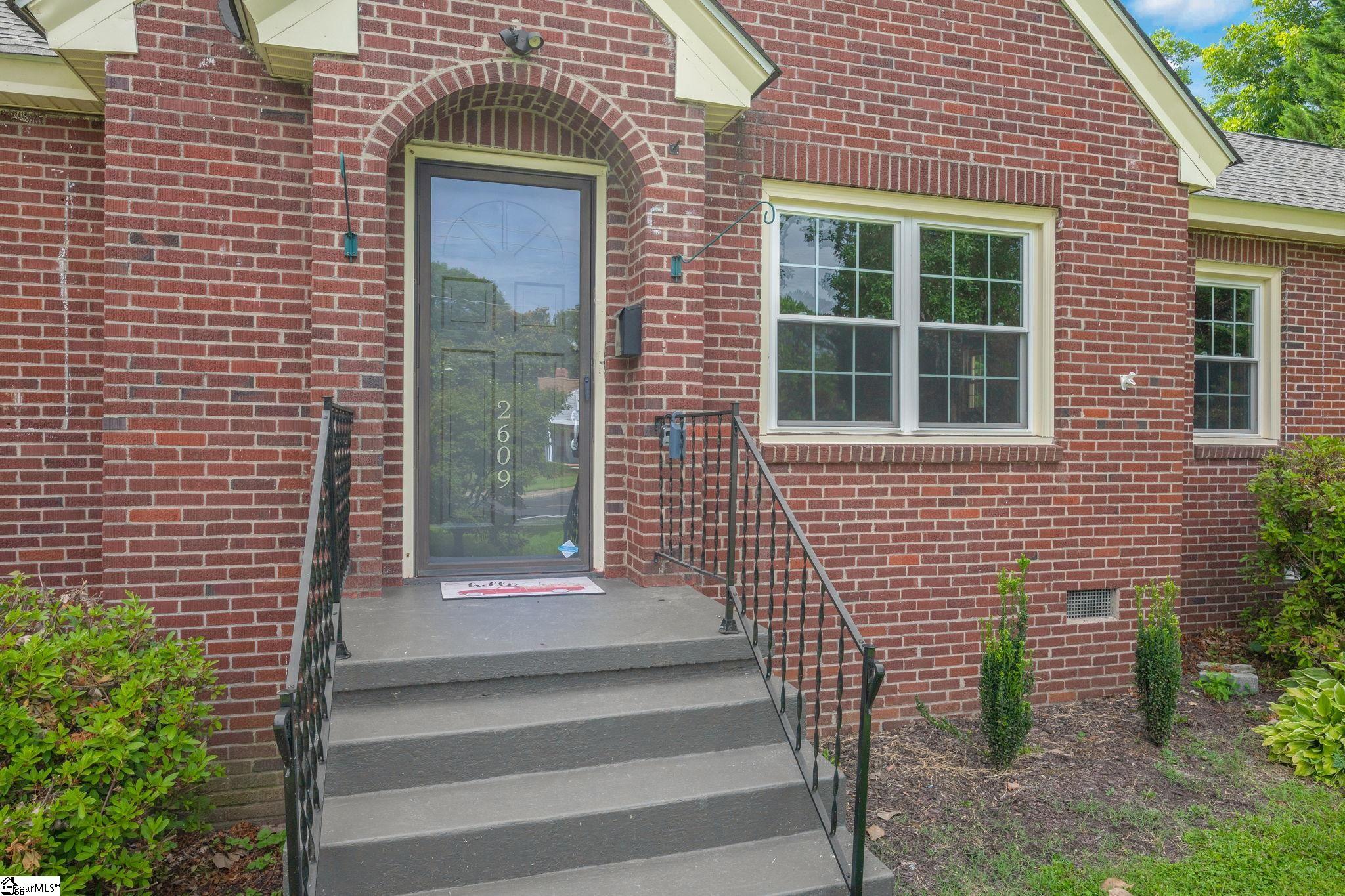 2609 East North Avenue Property Photo 11