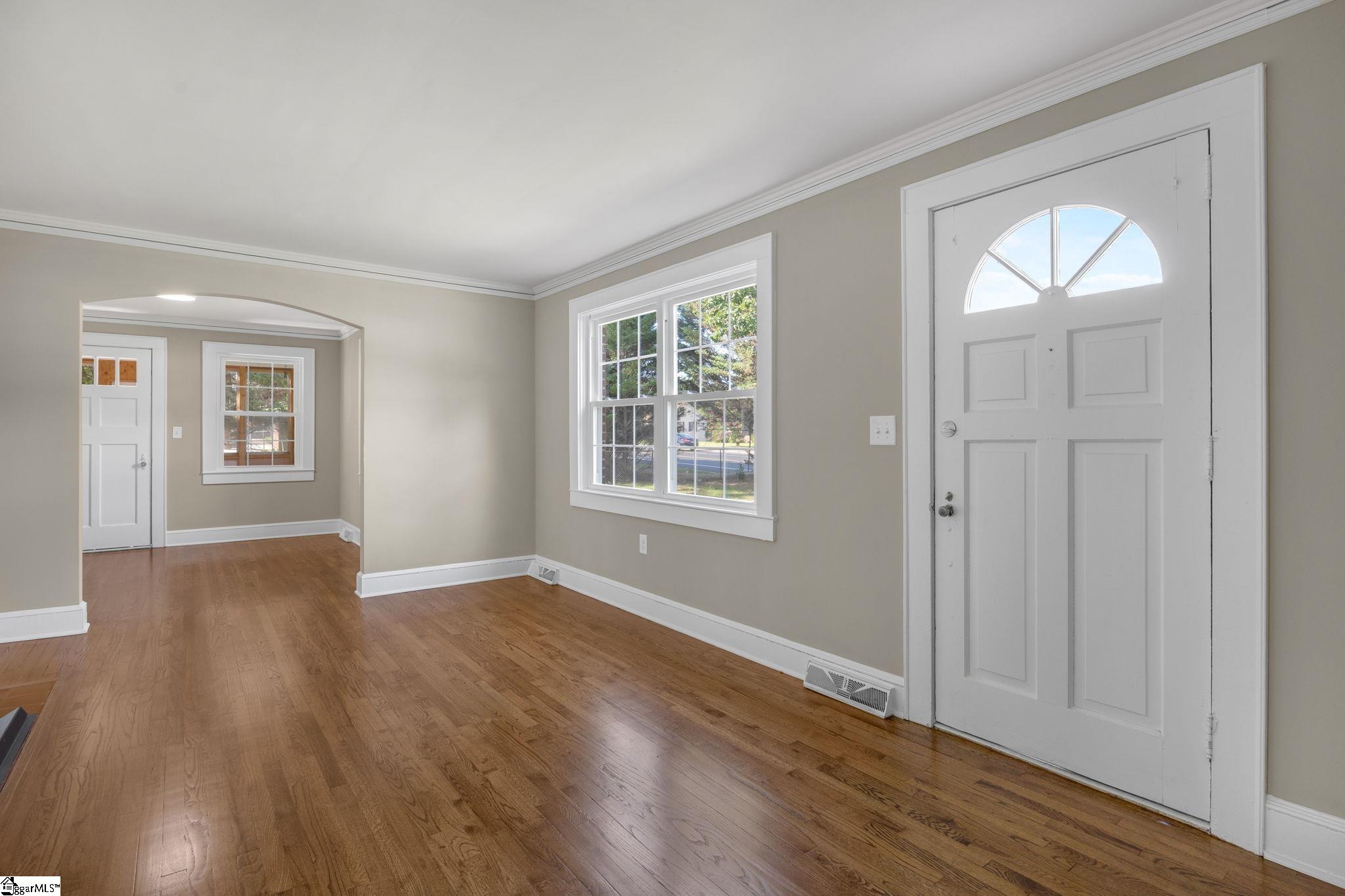 2609 East North Avenue Property Photo 14