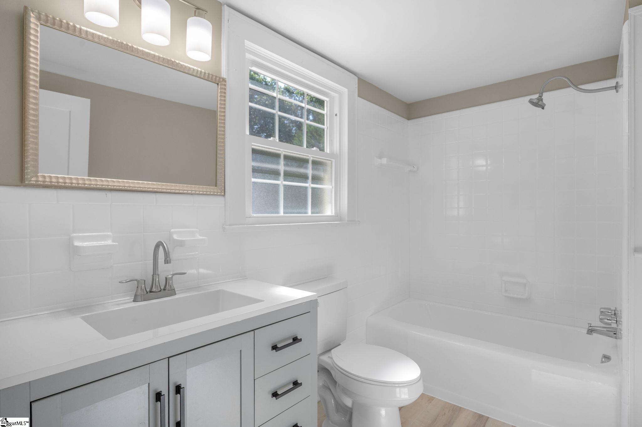 2609 East North Avenue Property Photo 25