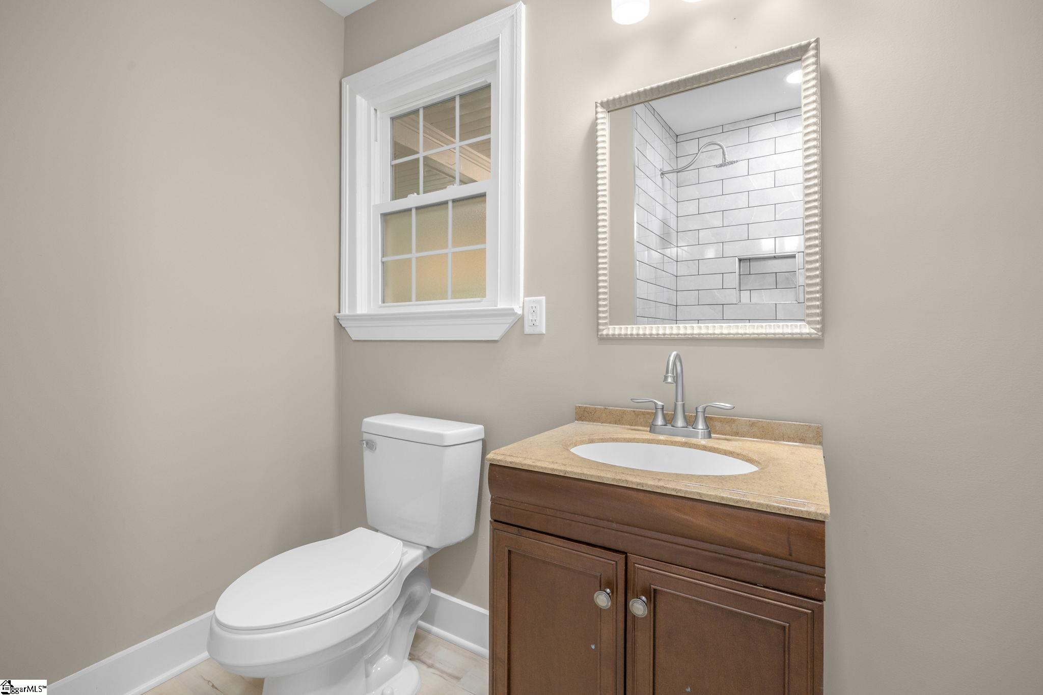 2609 East North Avenue Property Photo 30