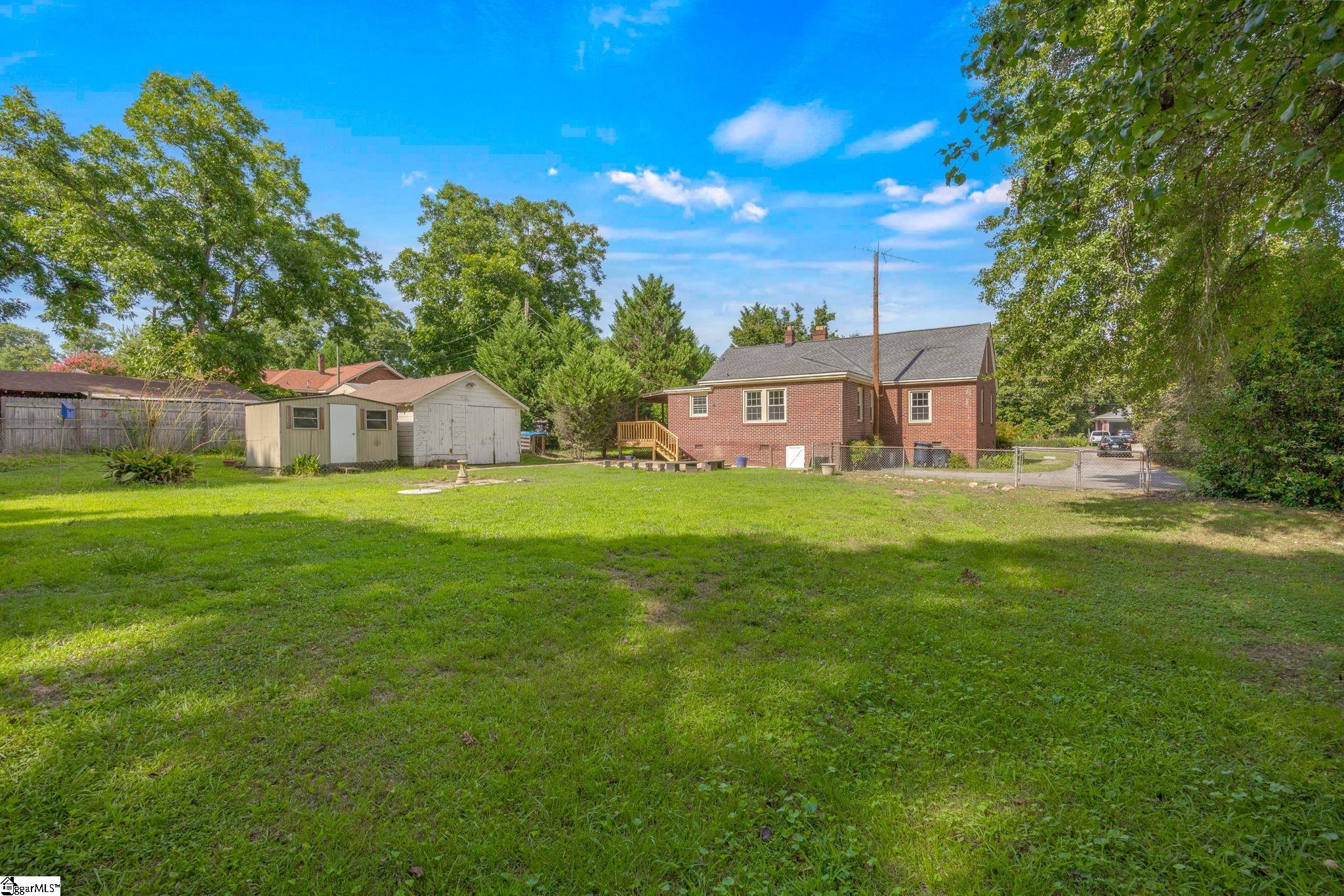 2609 East North Avenue Property Photo 39