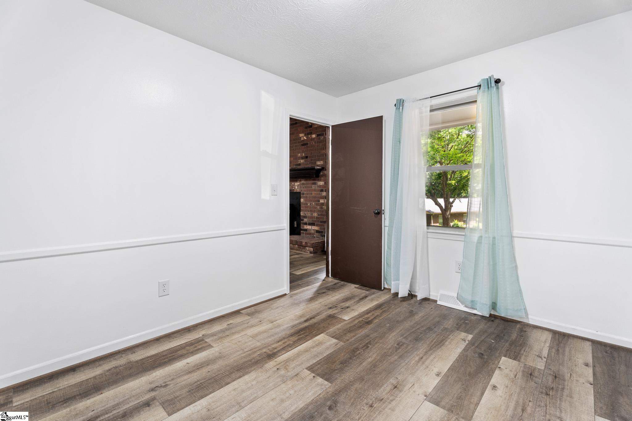 205 Southgate Circle Property Photo 8