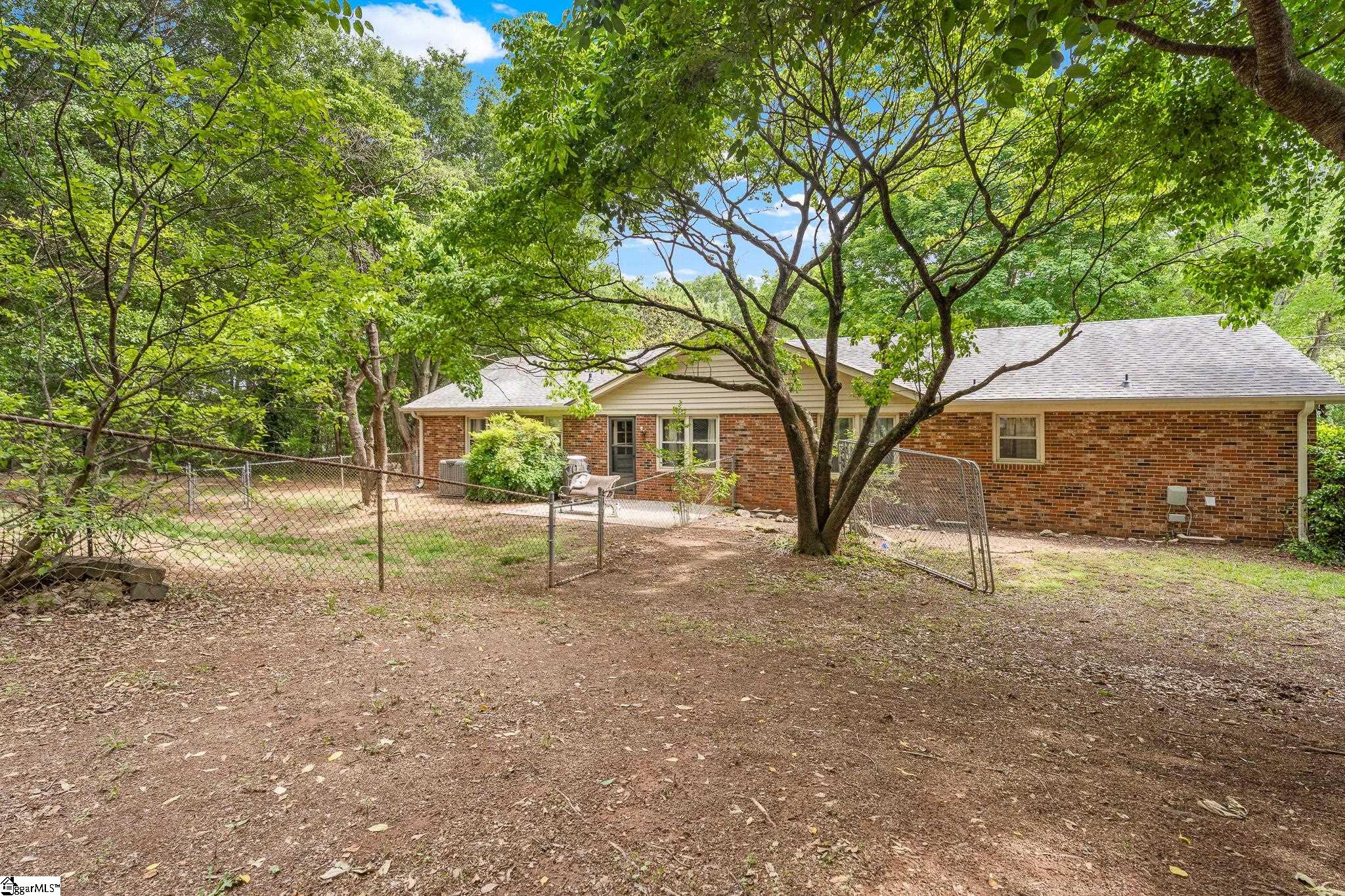 205 Southgate Circle Property Photo 21