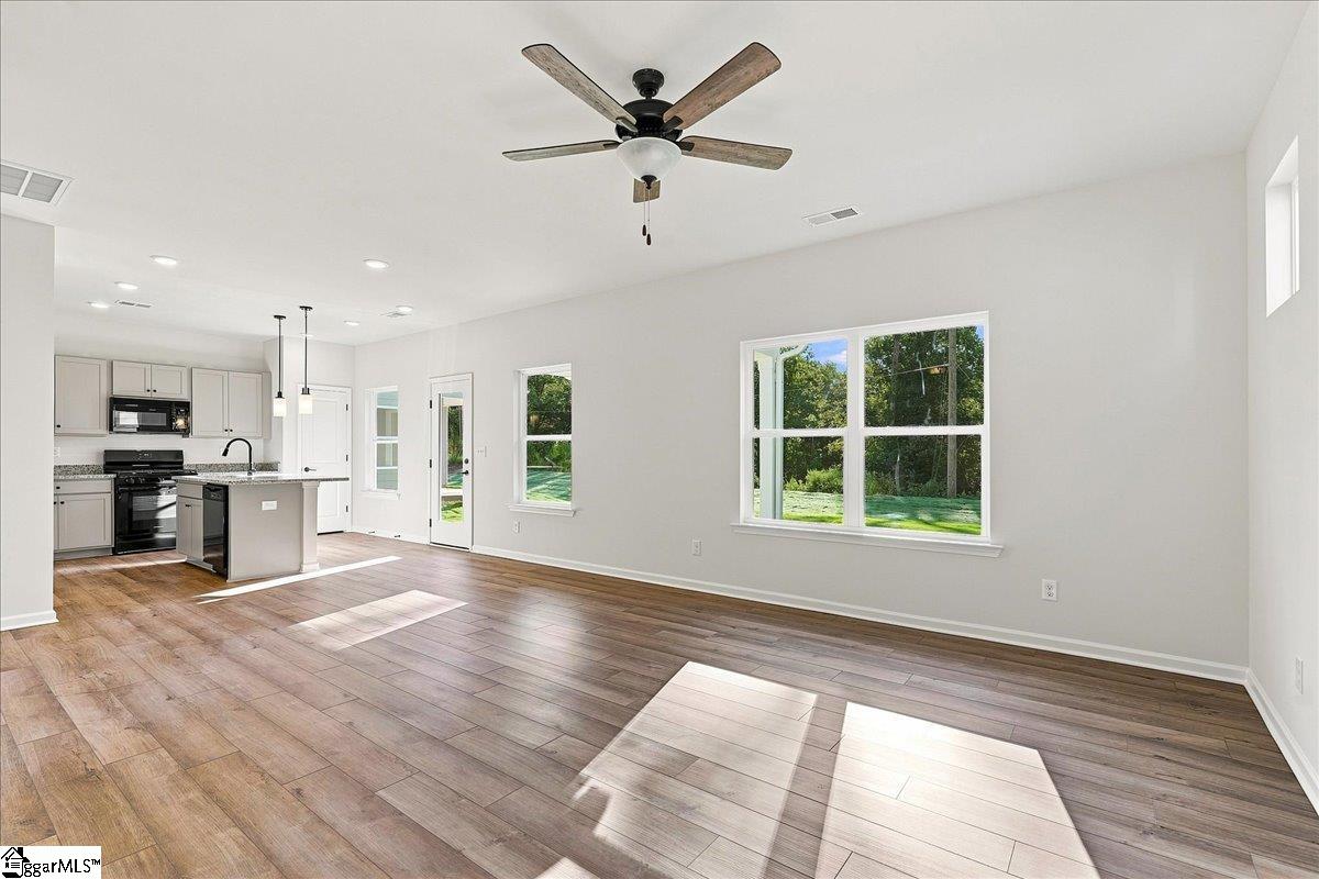 1223 Canterfield Place Property Photo 7