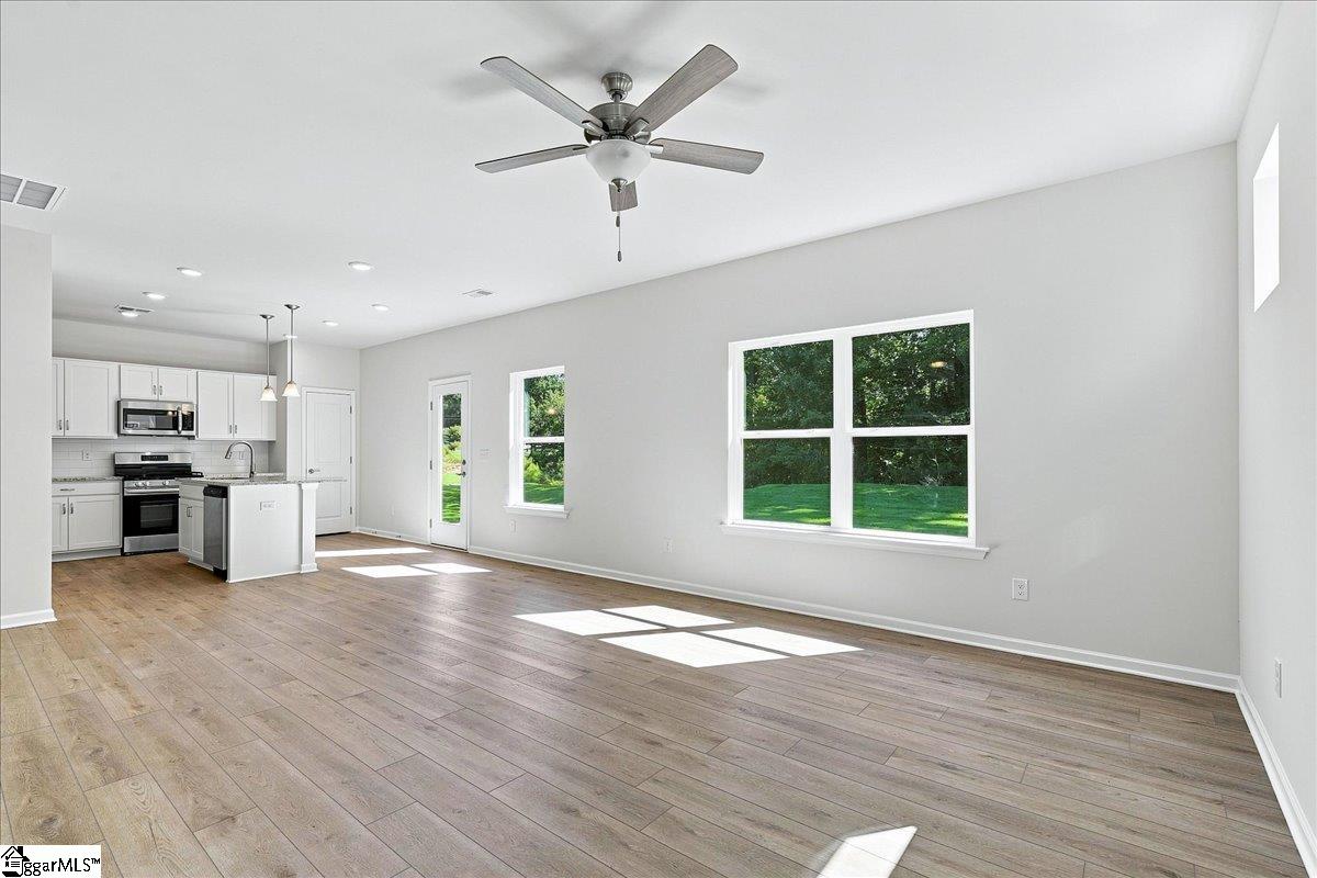 1231 Canterfield Place Property Photo 7