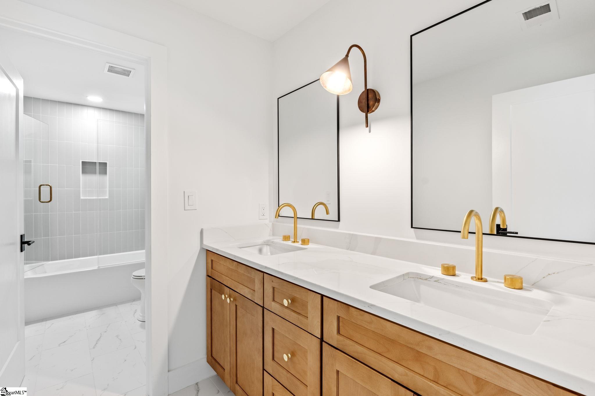 744 Garrison Road Property Photo 35