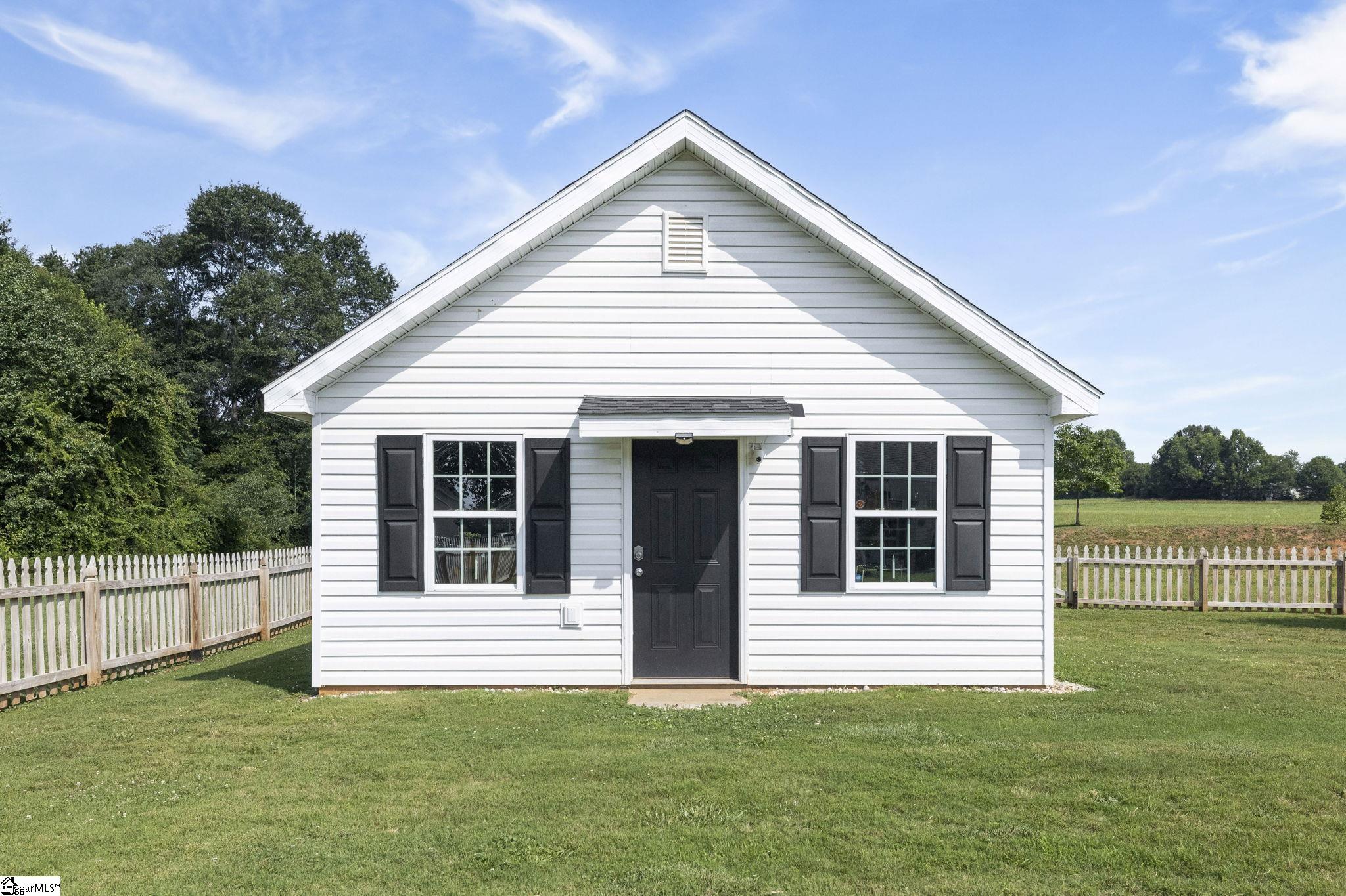 724 Golden Tanager Court Property Photo 26