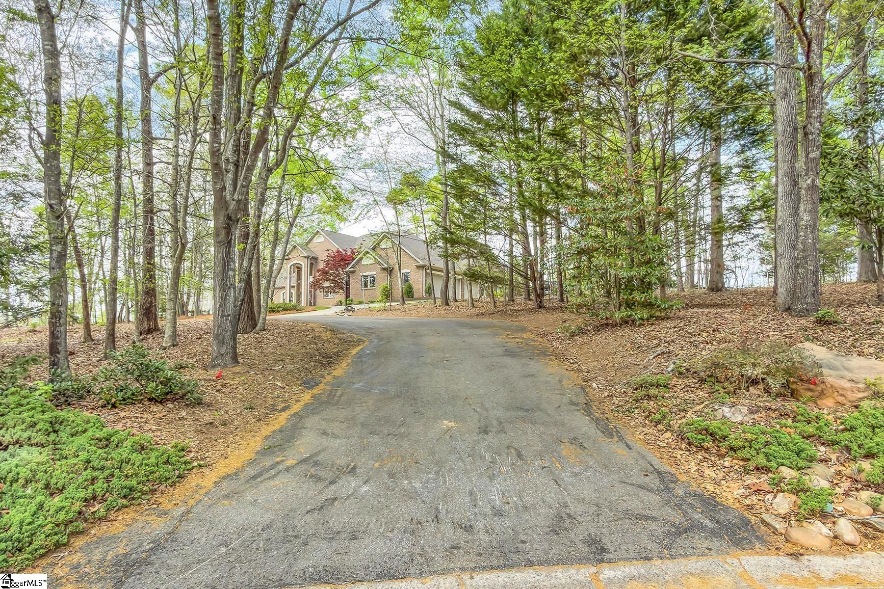116 Sleepy Hollow Lane Property Photo 4