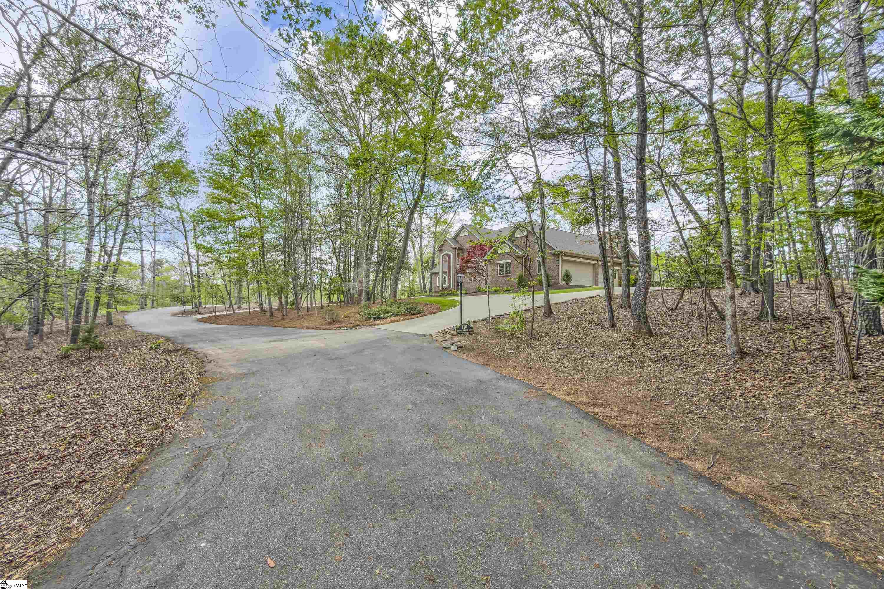 116 Sleepy Hollow Lane Property Photo 7