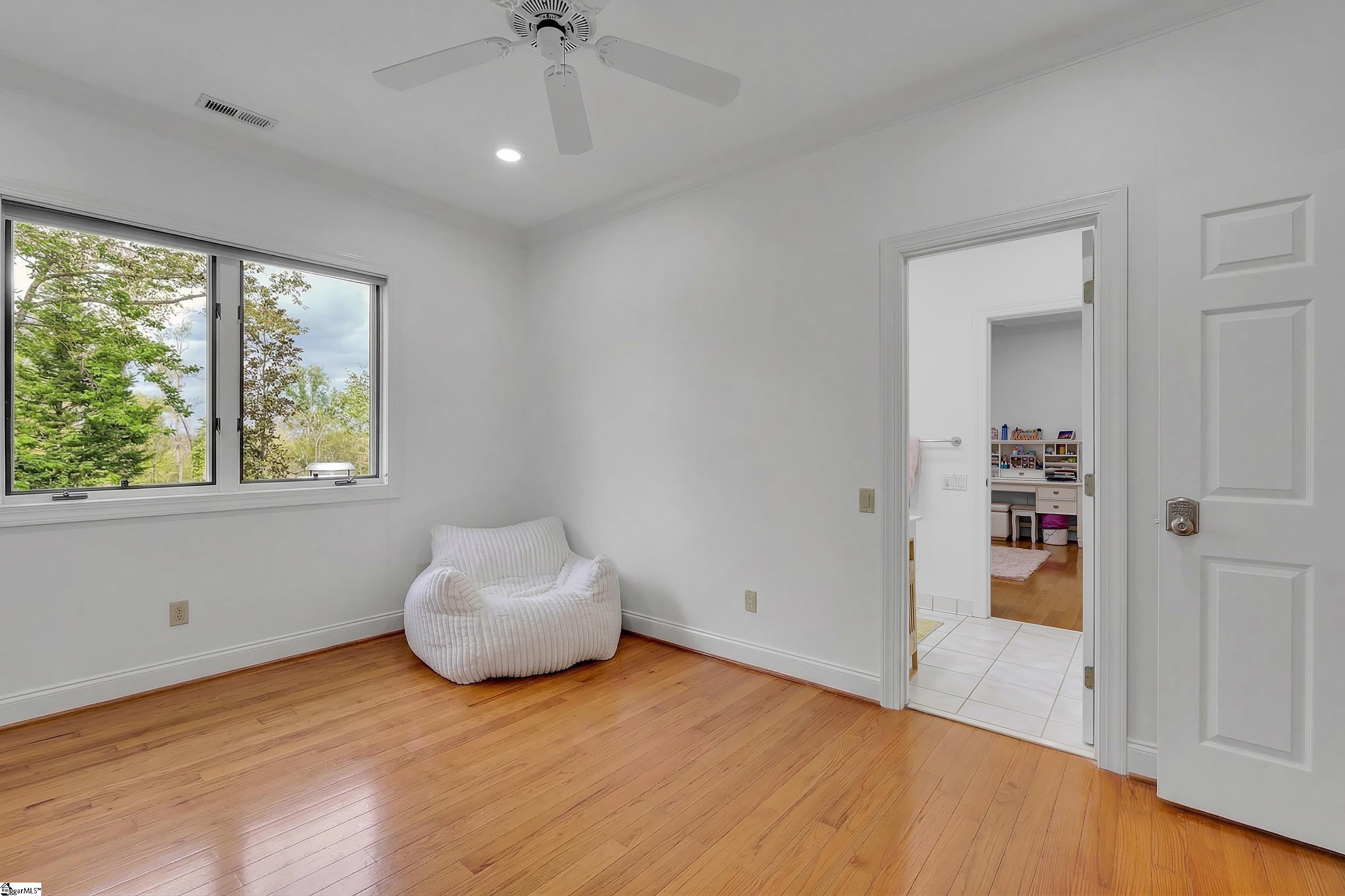 116 Sleepy Hollow Lane Property Photo 40