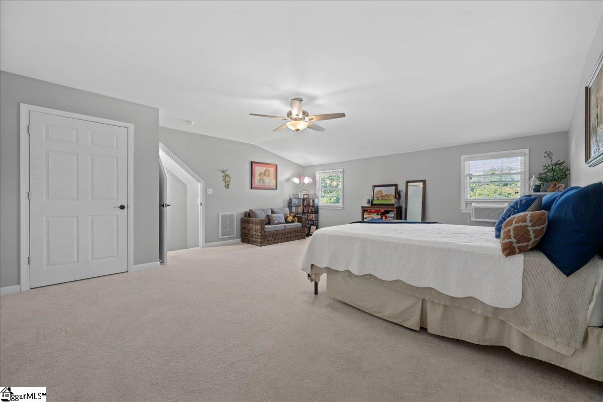 101 Brittany Park Property Photo 33