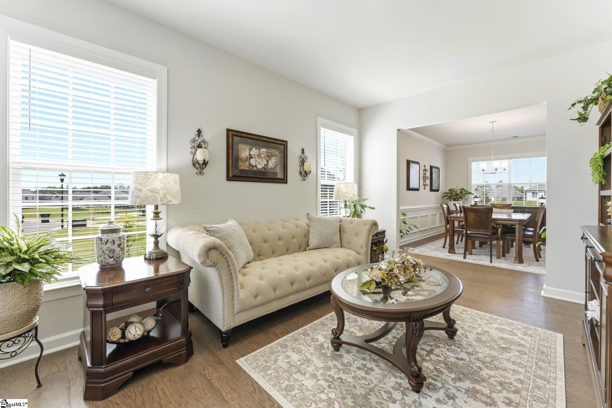 208 Isleview Place Property Photo 10