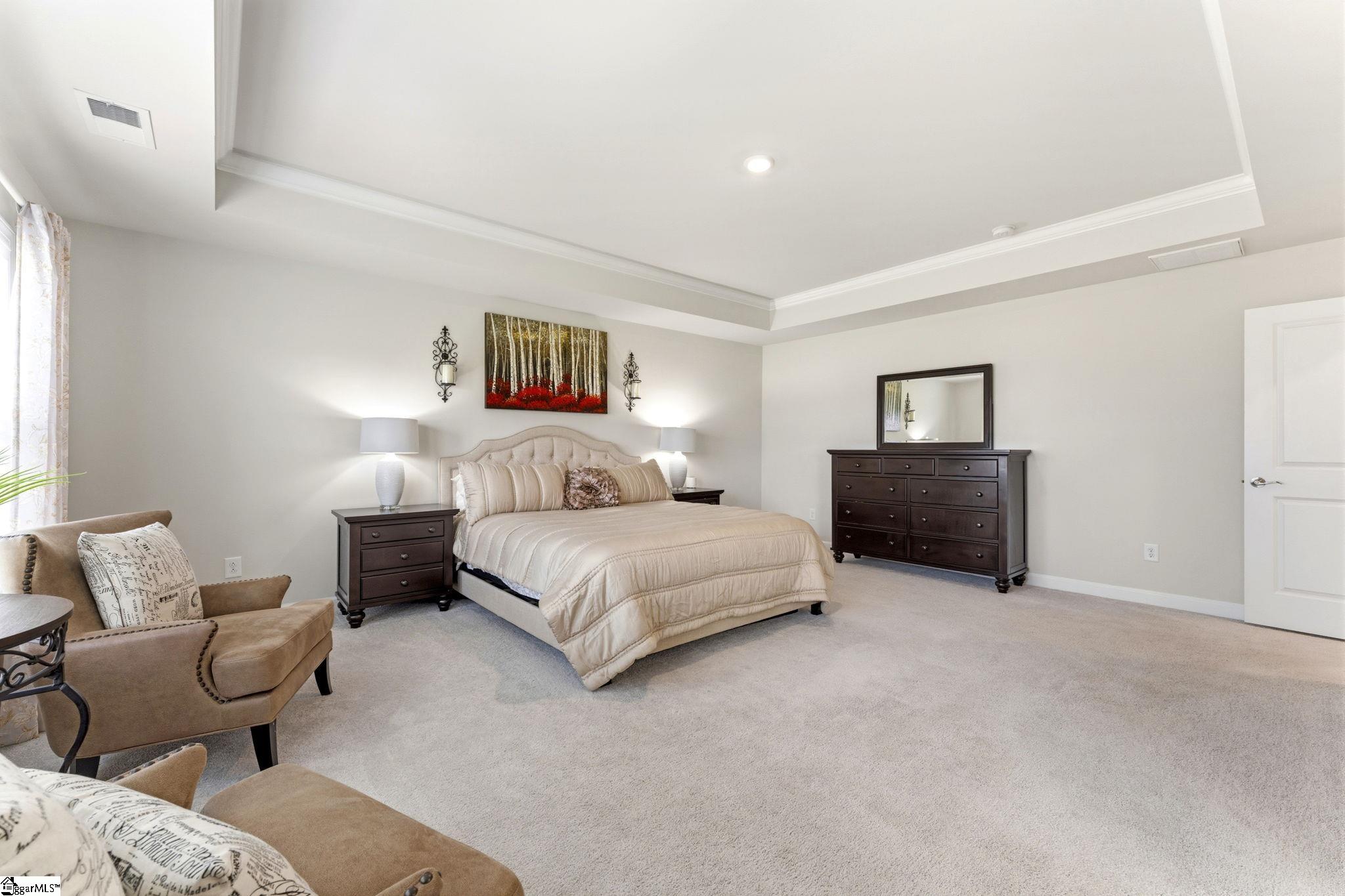 208 Isleview Place Property Photo 17