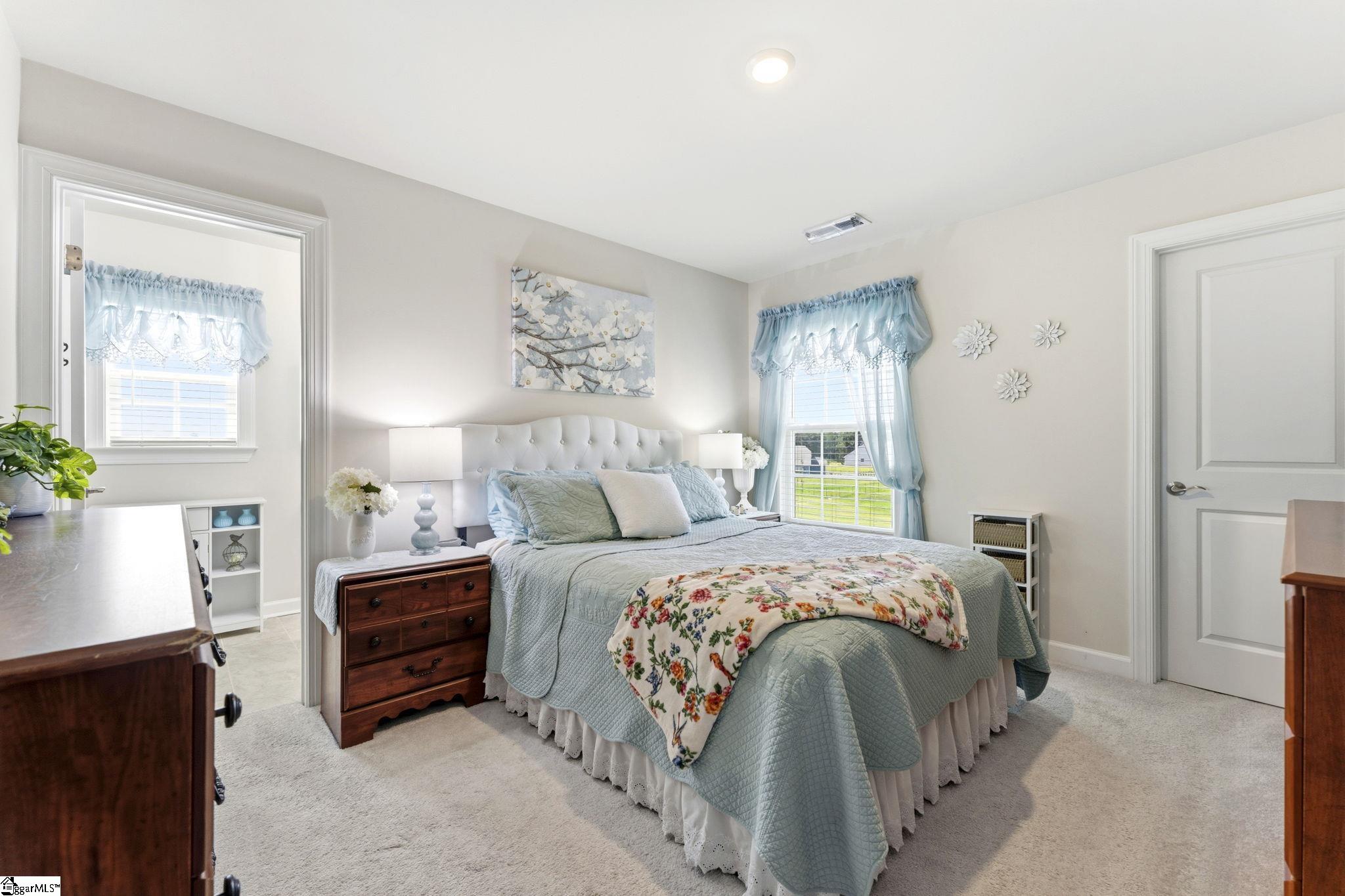 208 Isleview Place Property Photo 25