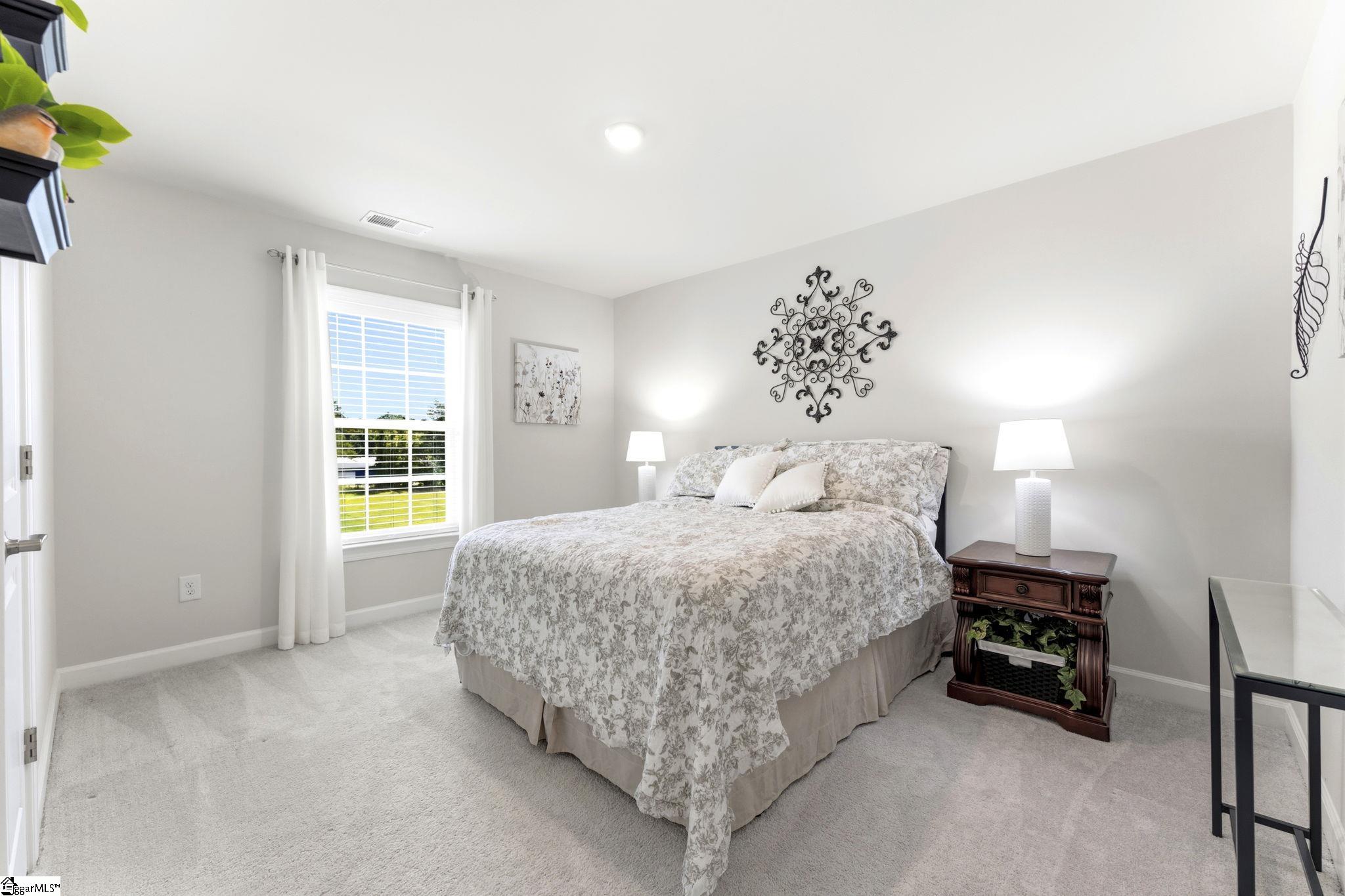 208 Isleview Place Property Photo 27