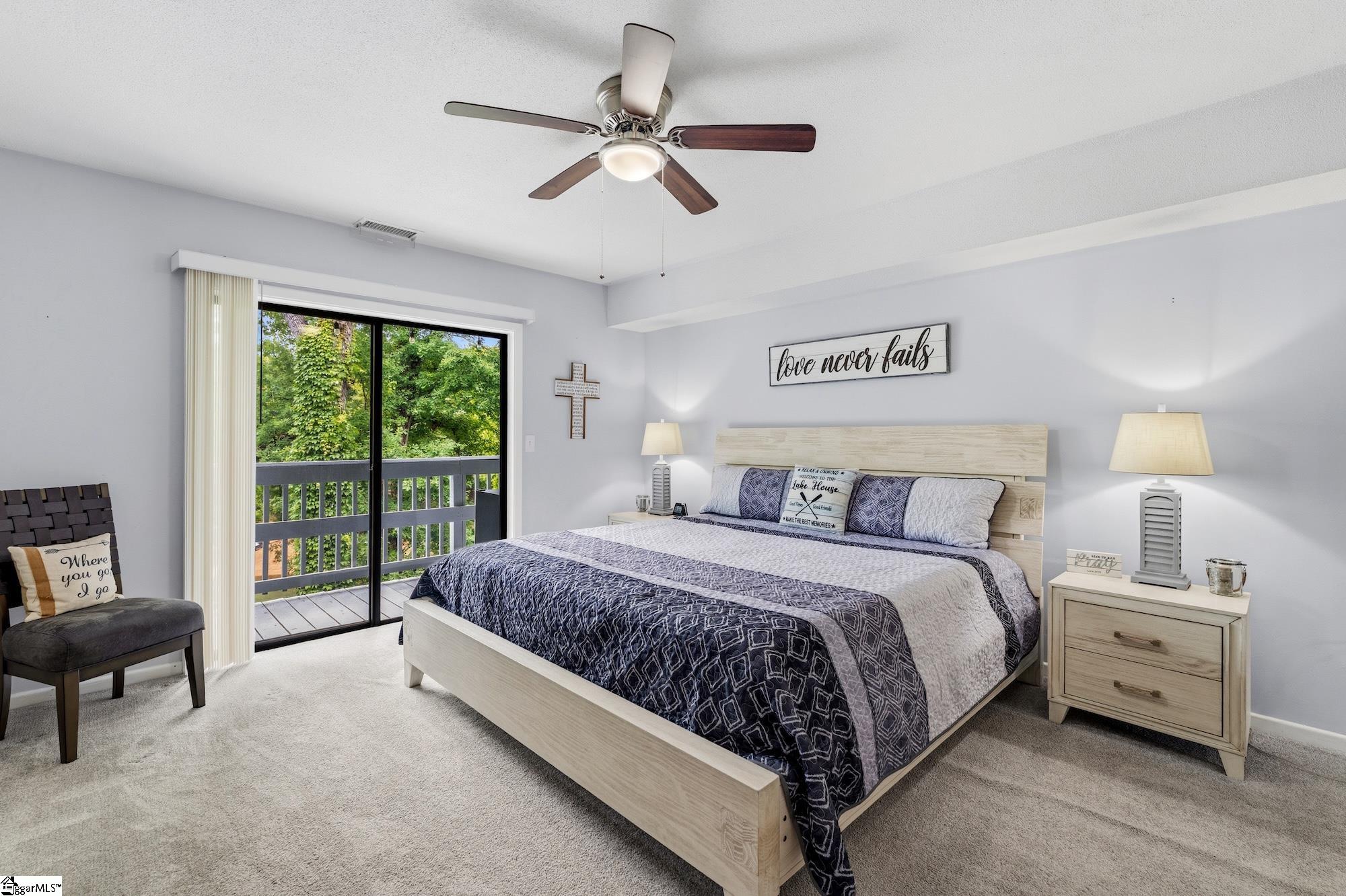 32 Harbor Gate Property Photo 14