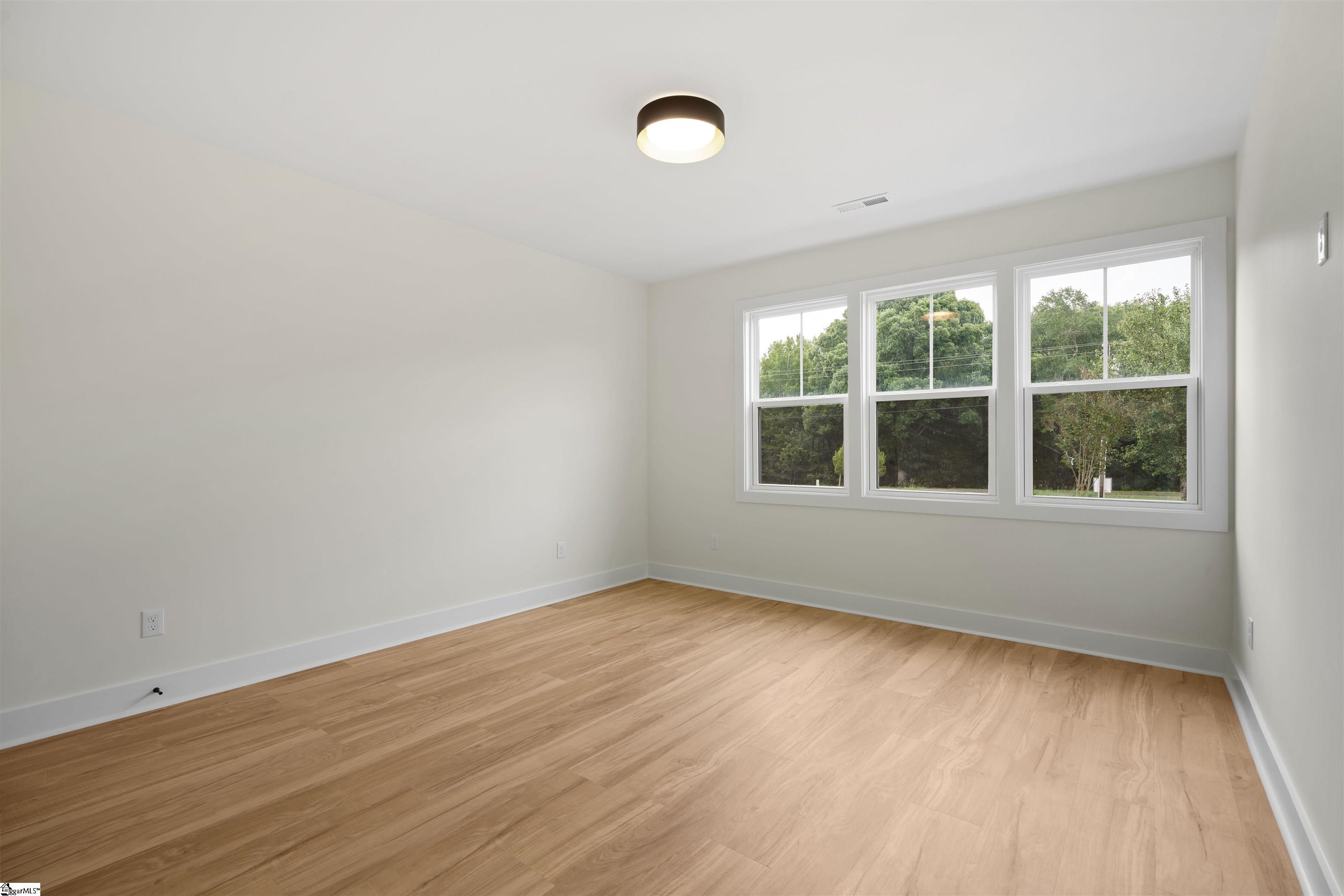 3392 Fairview Road Property Photo 28