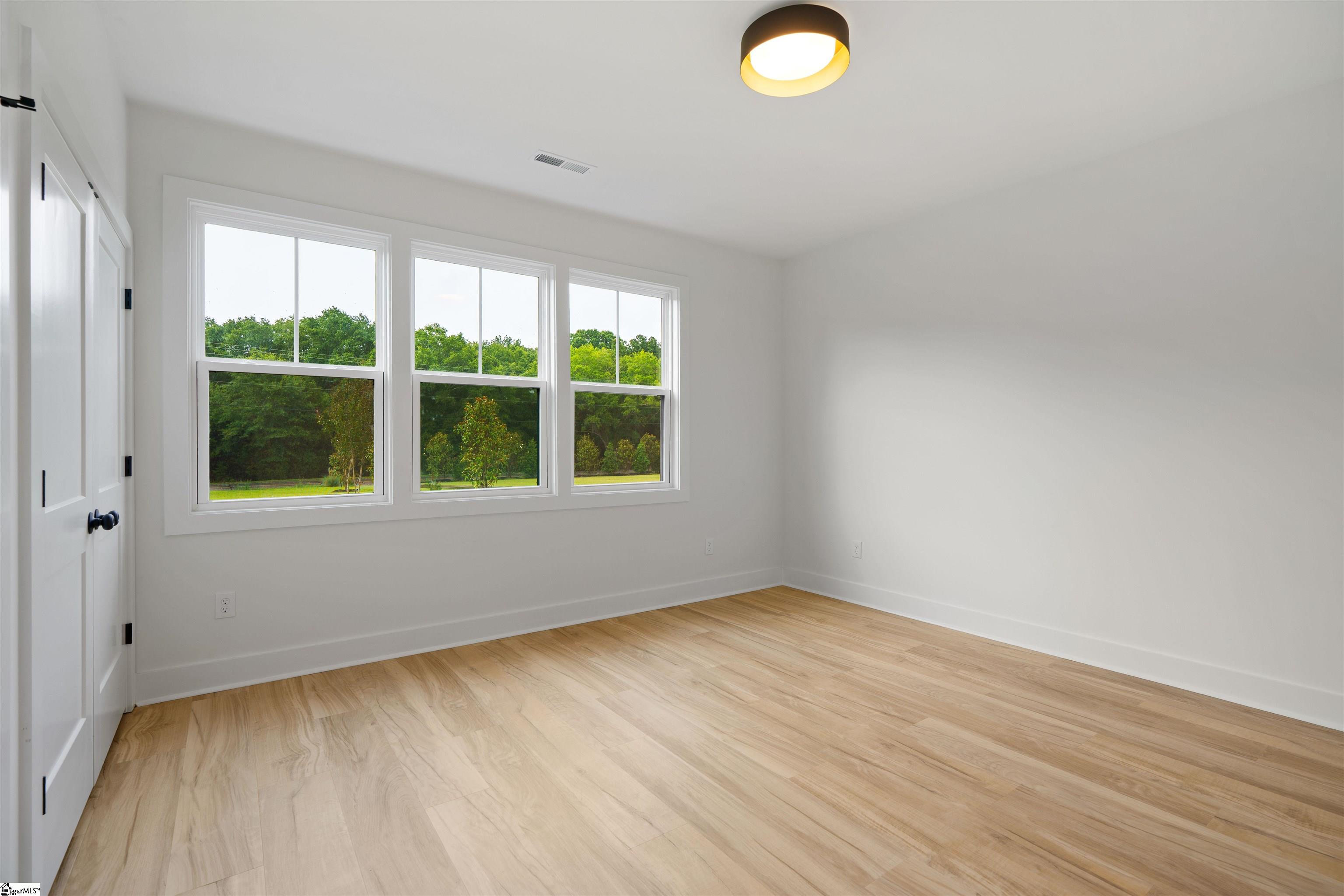 3392 Fairview Road Property Photo 30