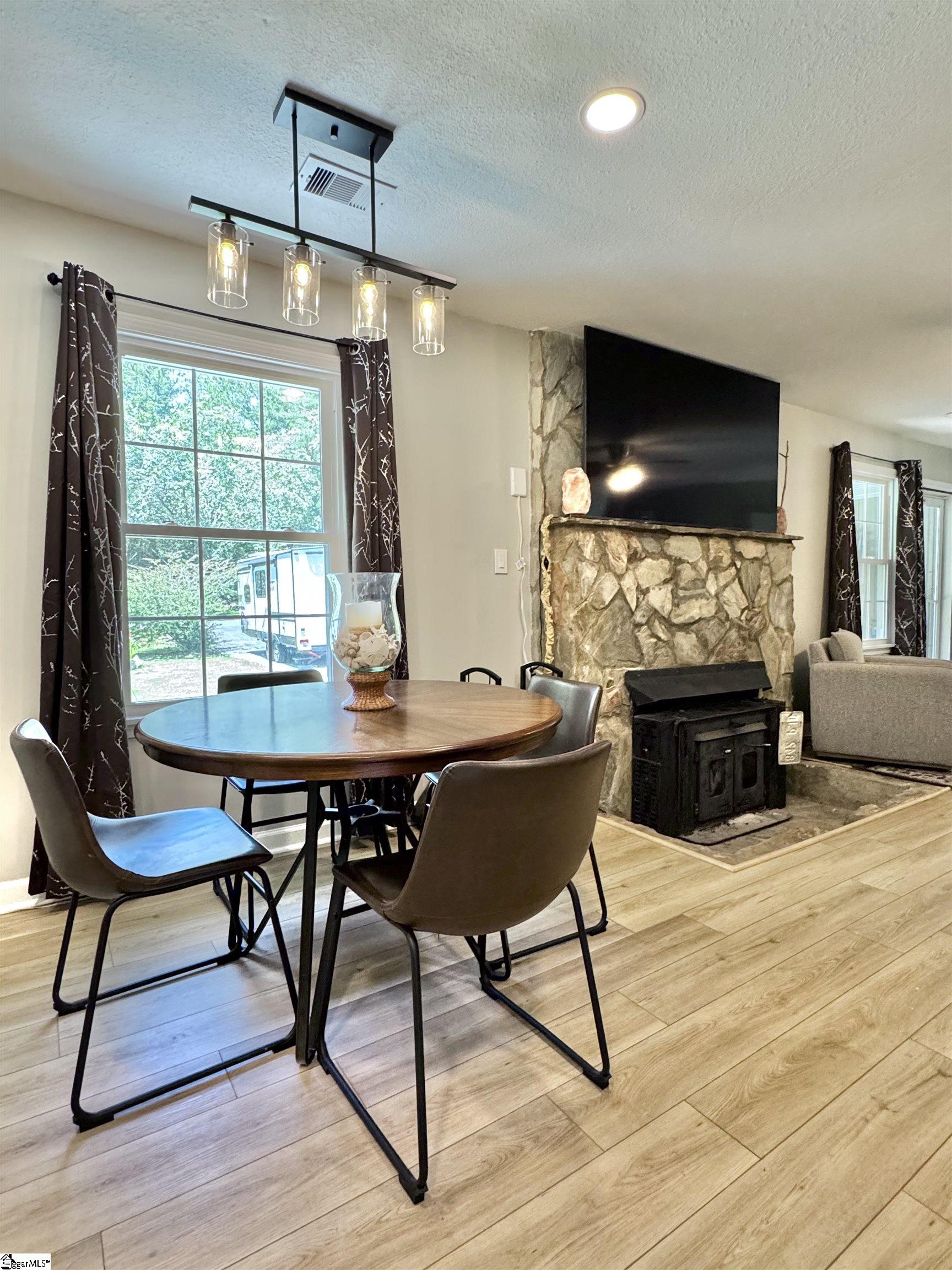 159 Country Creek Drive Property Photo 14