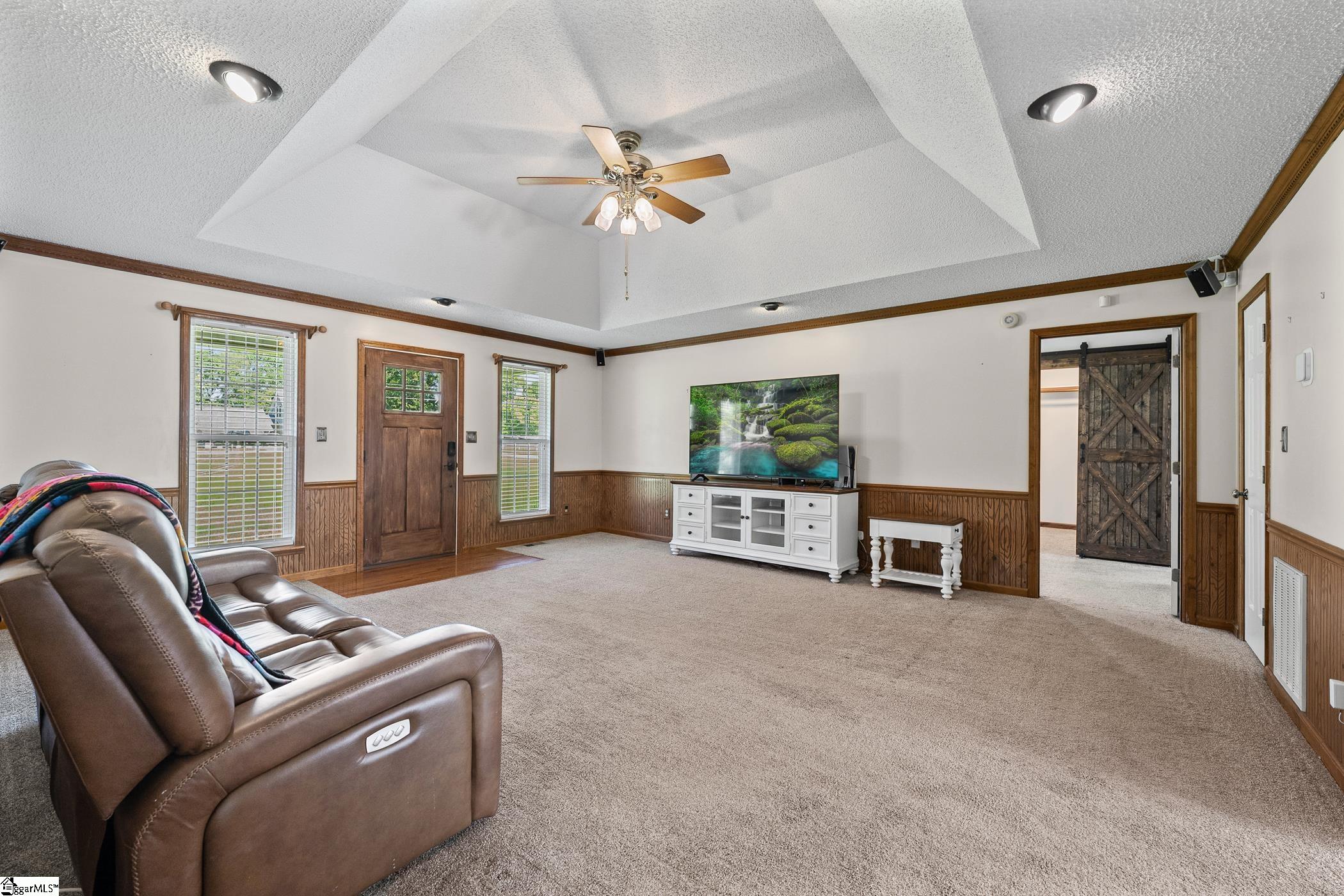 351 Knickerbocker Estate Drive Property Photo 10