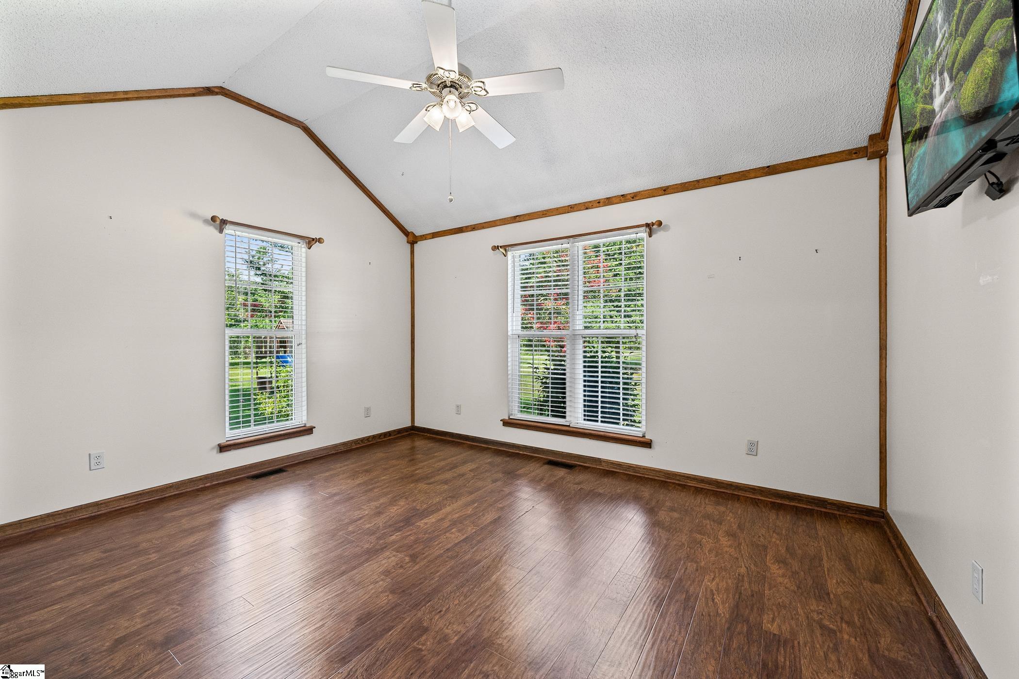351 Knickerbocker Estate Drive Property Photo 18