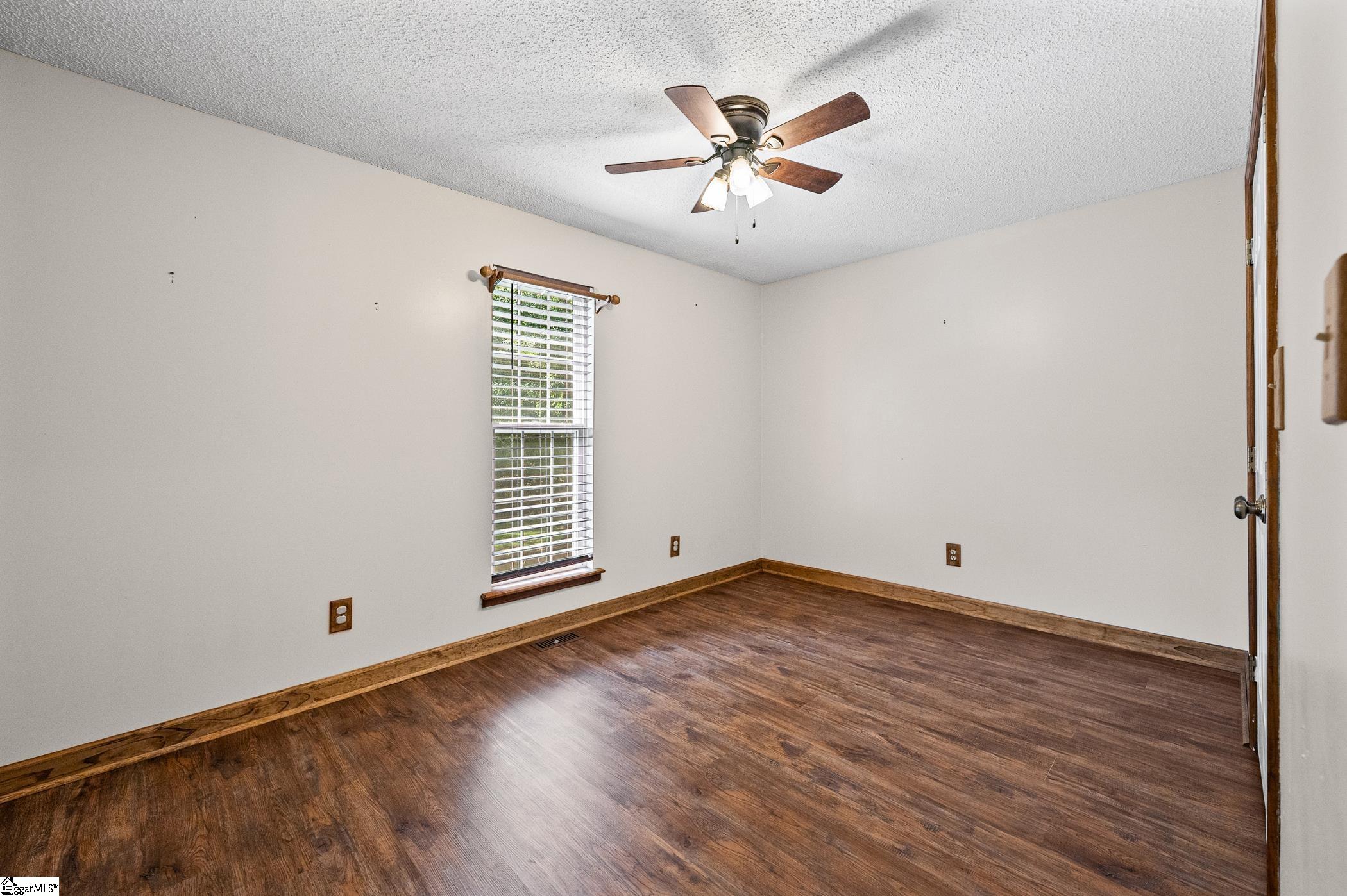 351 Knickerbocker Estate Drive Property Photo 22