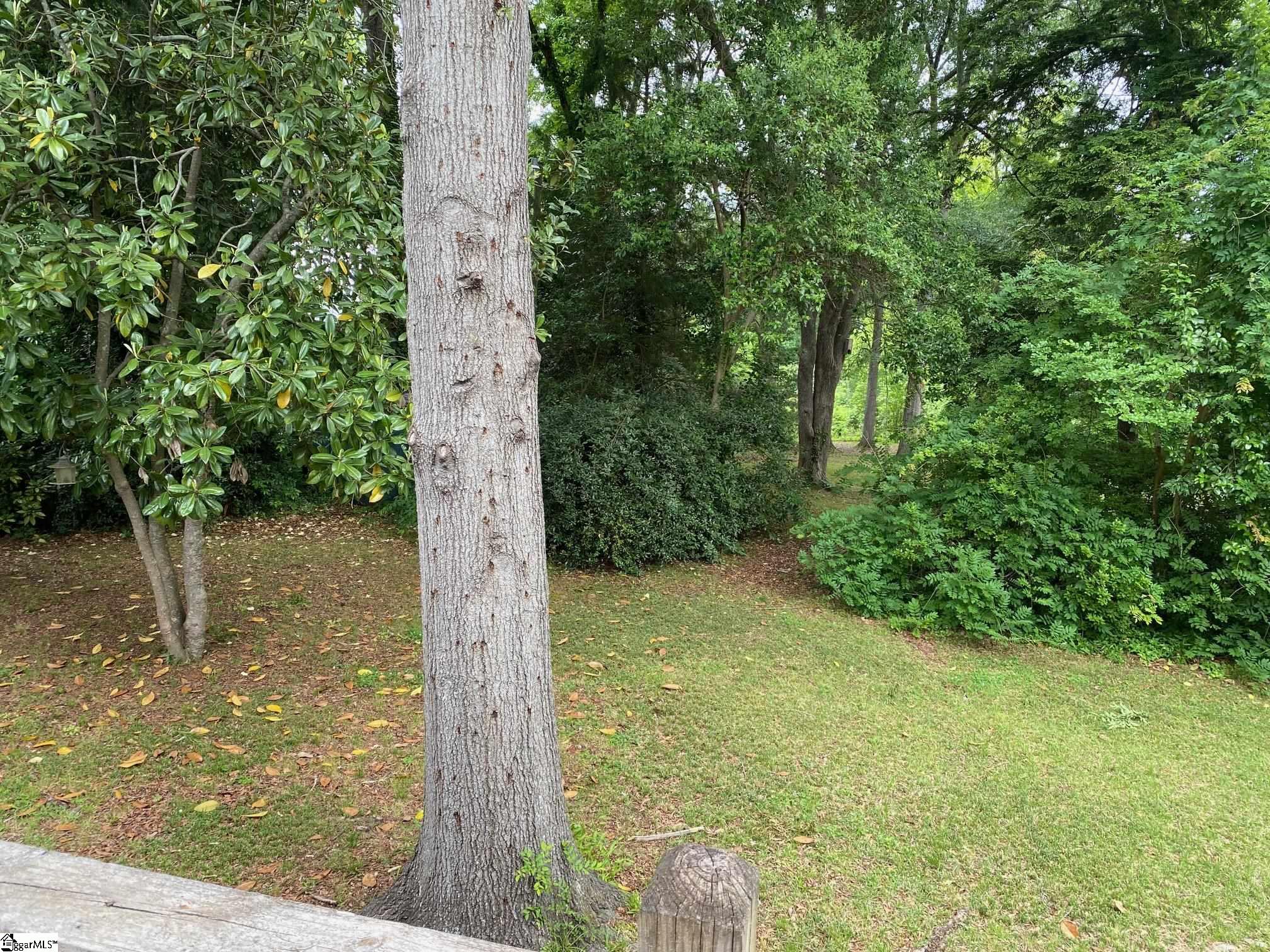 302 Jones Street Property Photo 6