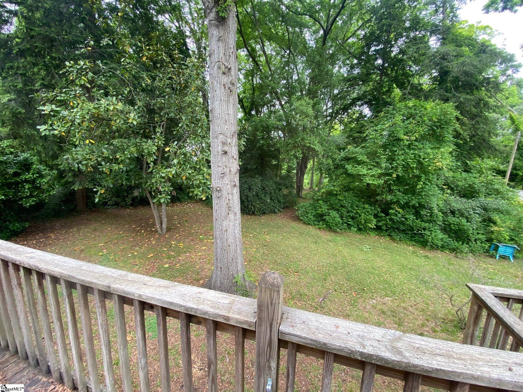 302 Jones Street Property Photo 9
