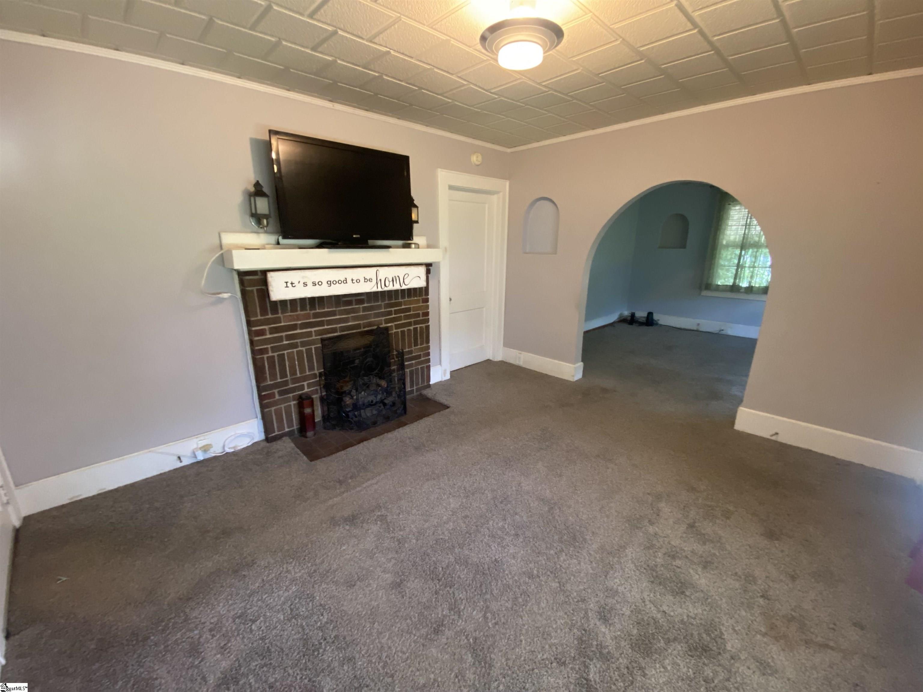 302 Jones Street Property Photo 15
