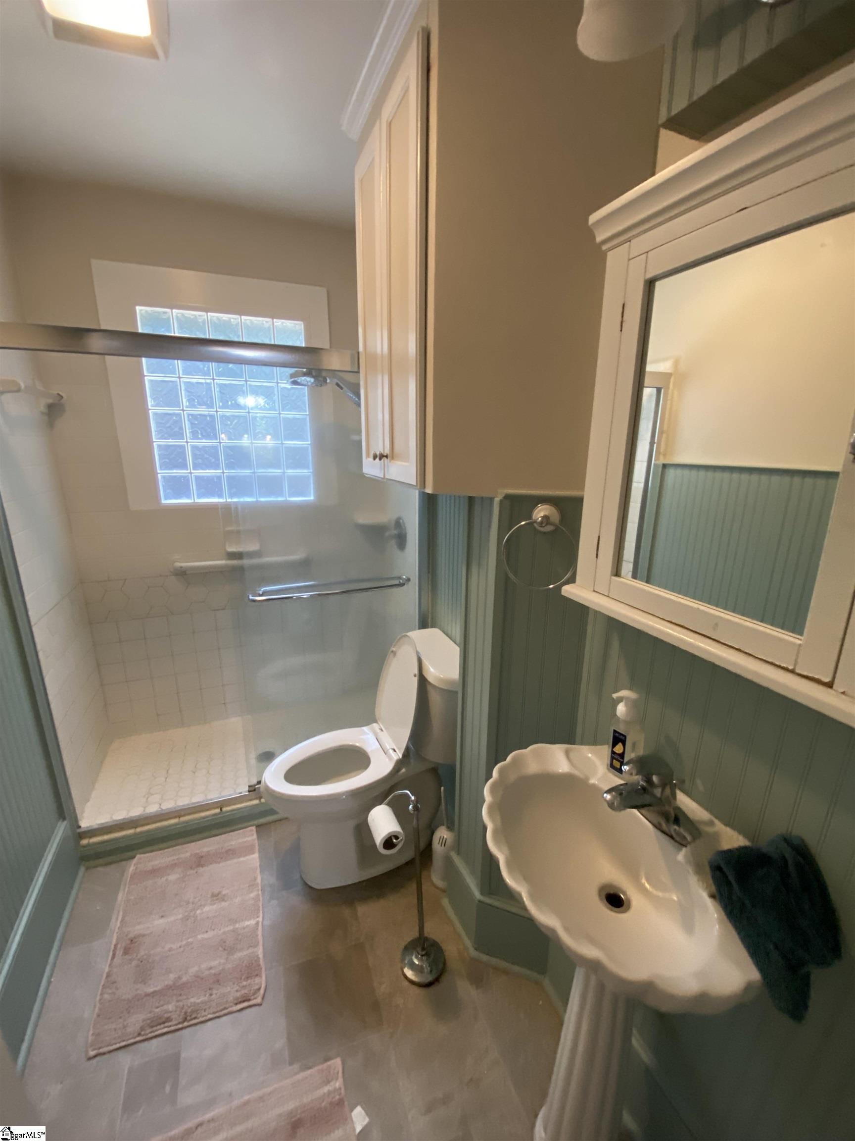 302 Jones Street Property Photo 19