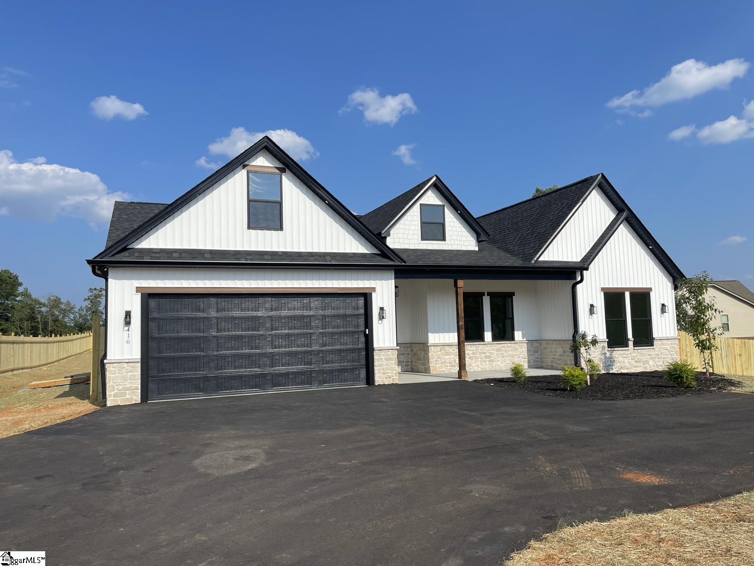 416 Blume Road Property Photo 2